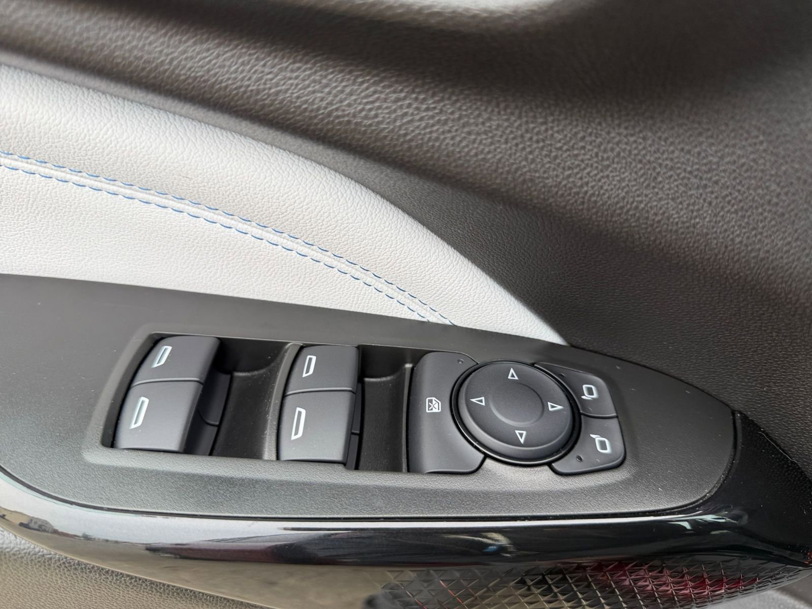 Thumbnail: 2025 Chevrolet Trax - 20