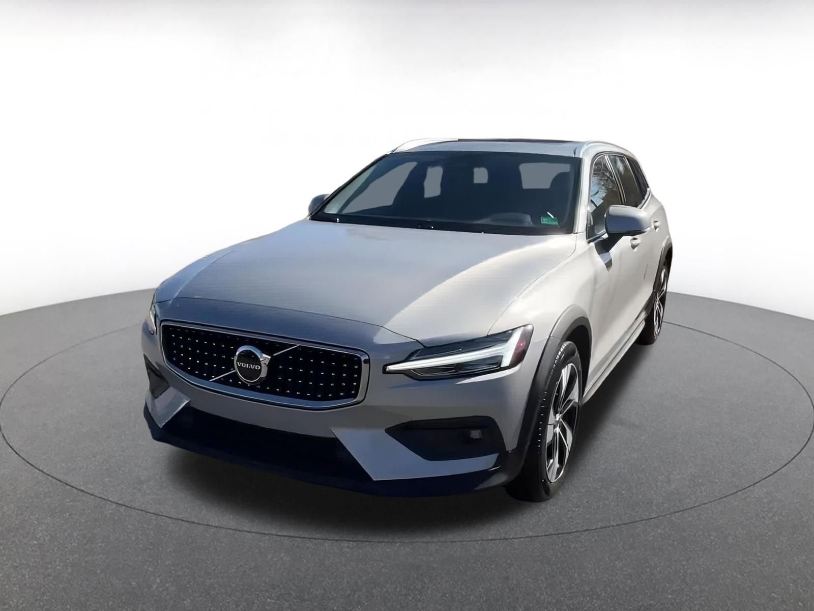 Thumbnail: 2025 Volvo S60 - 7