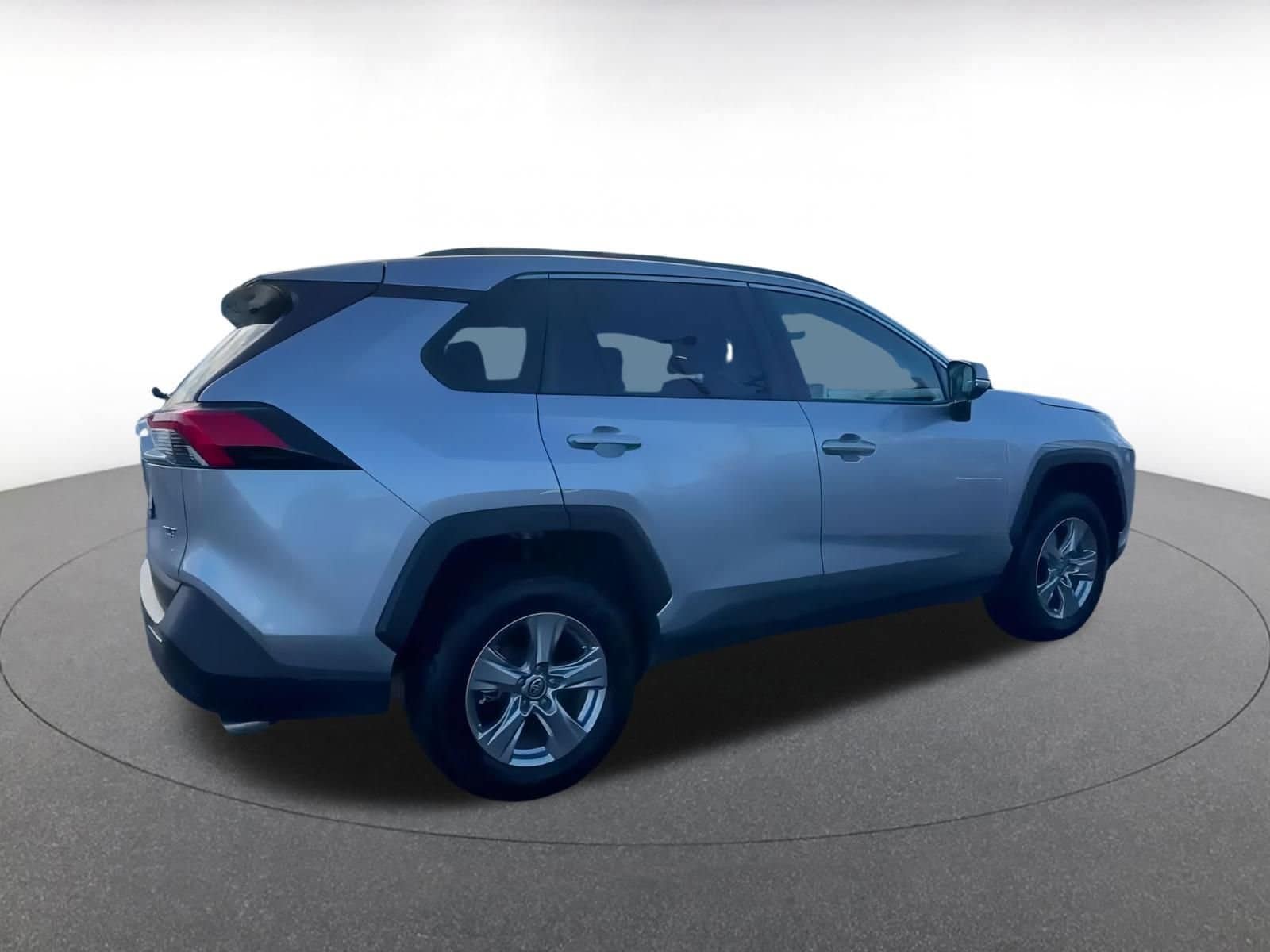 Thumbnail: 2025 Toyota RAV4 - 15