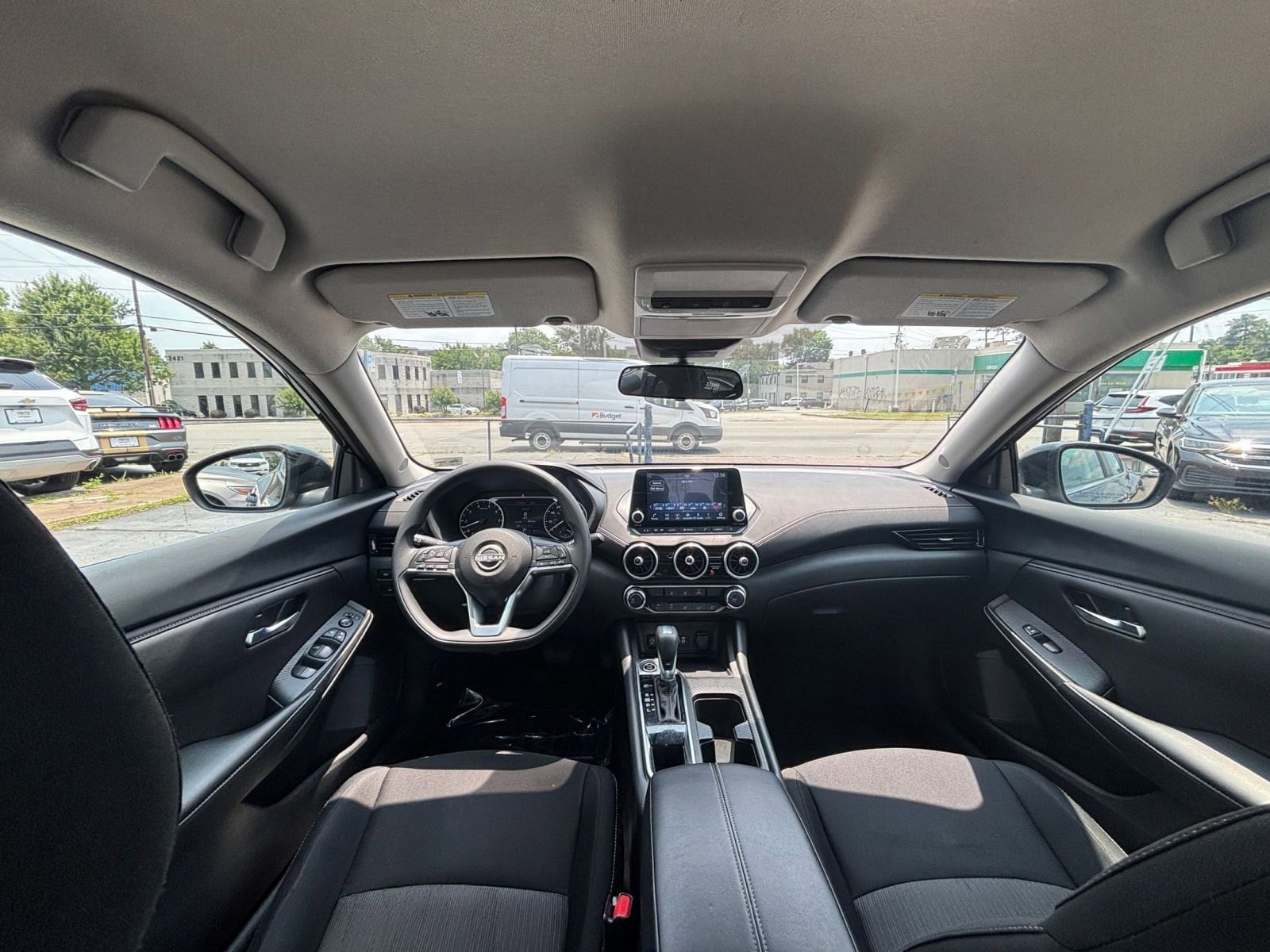 2024 Nissan Sentra SV 31
