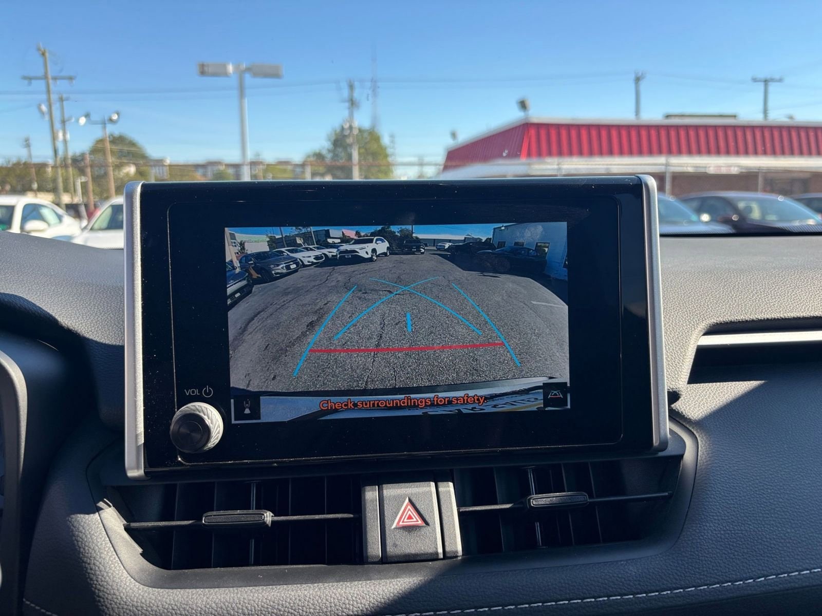 Thumbnail: 2025 Toyota RAV4 - 17