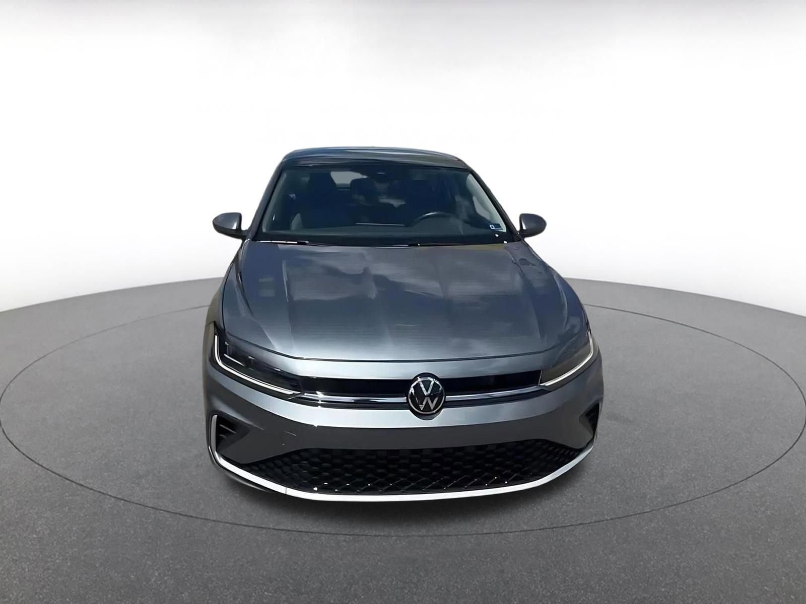 Thumbnail: 2025 Volkswagen Jetta - 4