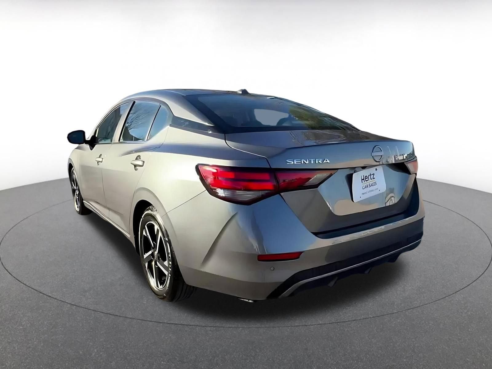 Thumbnail: 2025 Nissan Sentra - 11