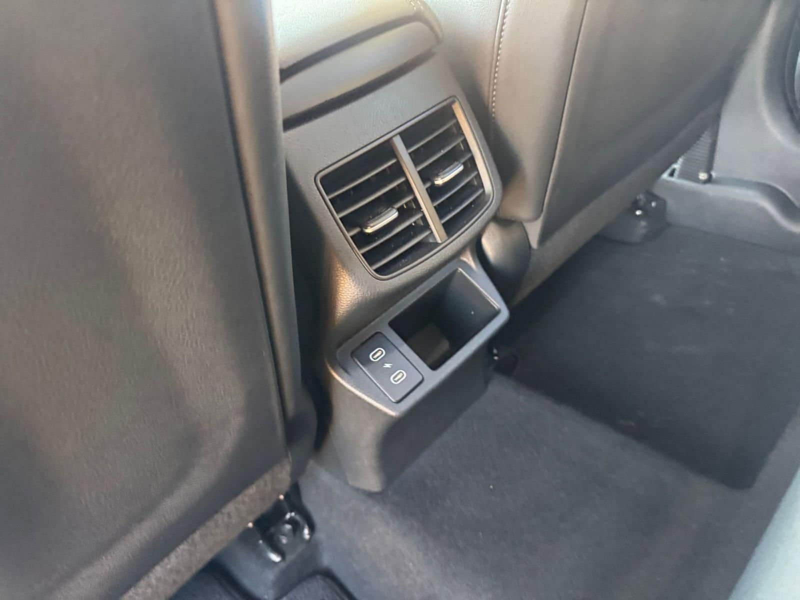 Thumbnail: 2025 Kia Seltos - 23