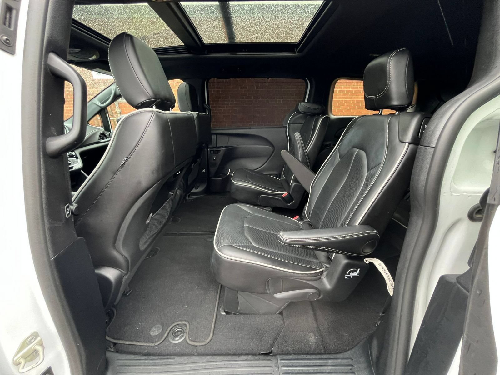 Thumbnail: 2025 Chrysler Pacifica - 23