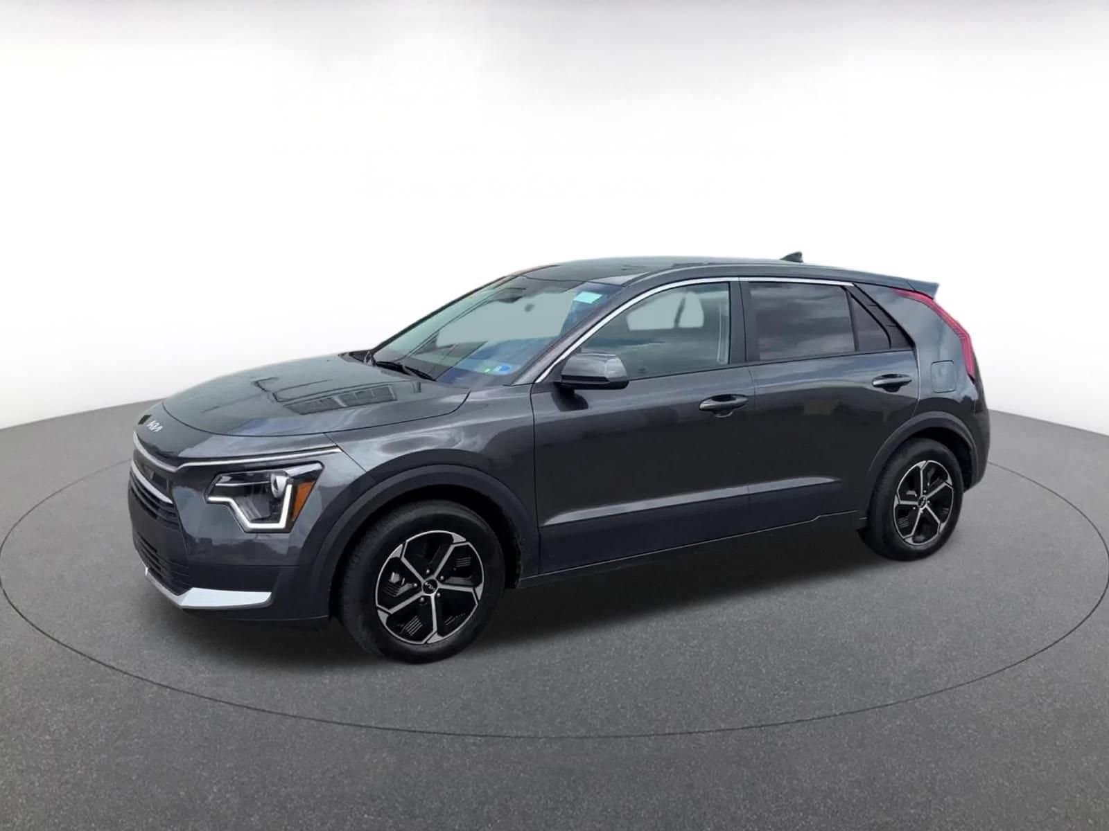 Thumbnail: 2026 Kia Niro - 8