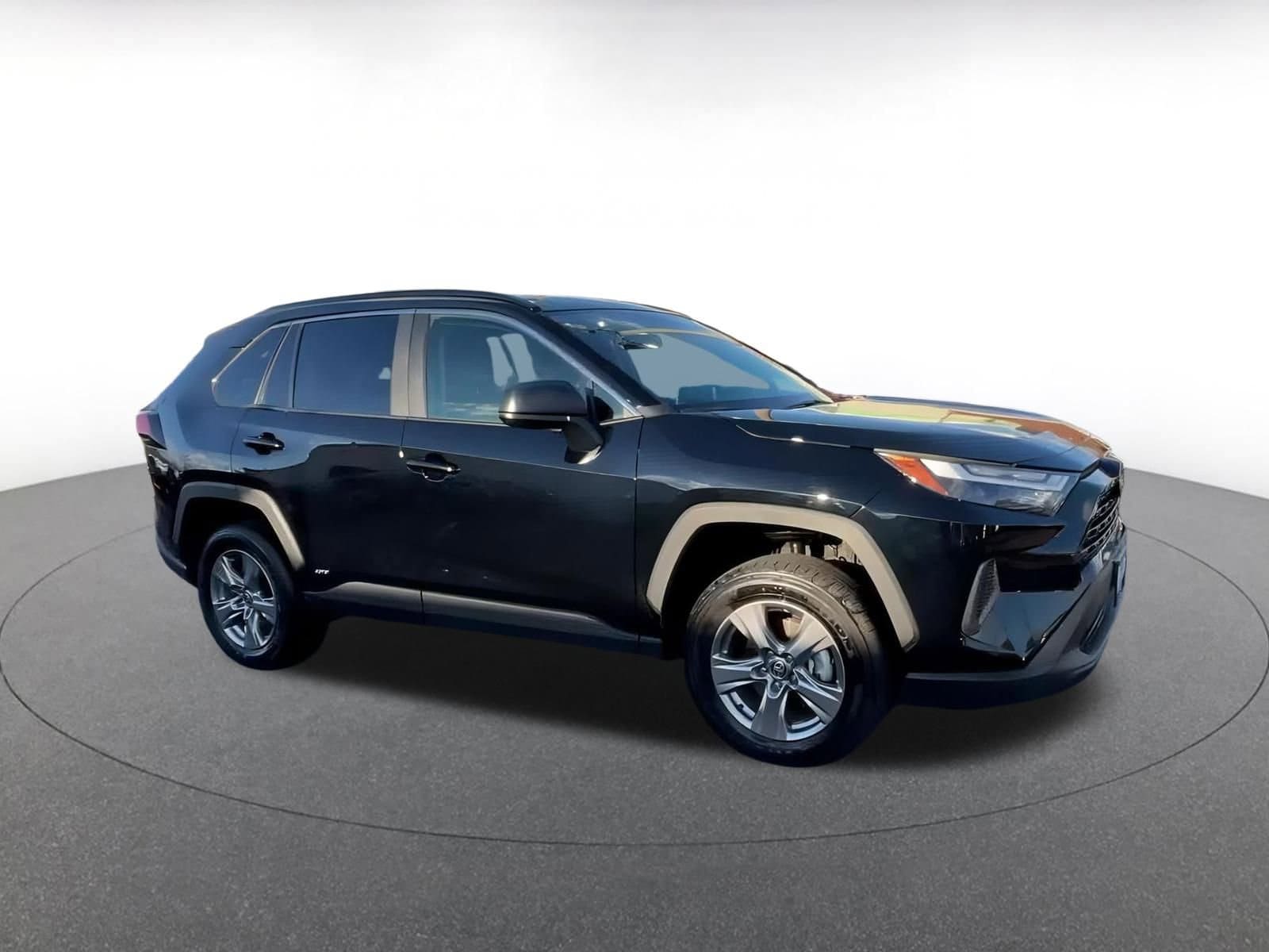 Thumbnail: 2025 Toyota RAV4 - 2