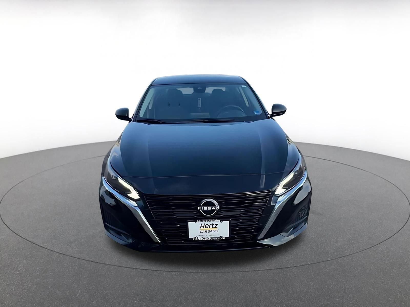 Thumbnail: 2025 Nissan Altima - 4