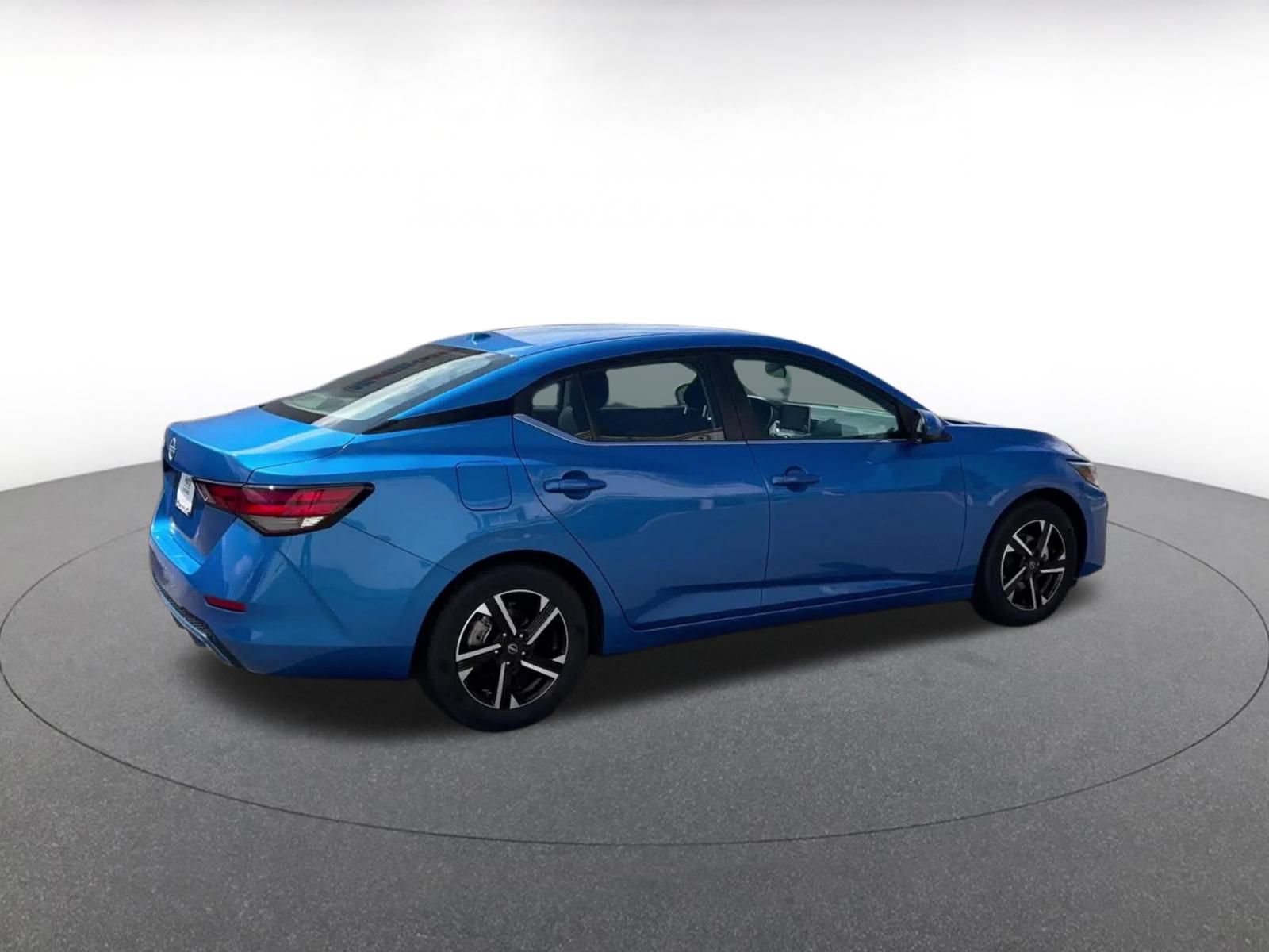 Thumbnail: 2025 Nissan Sentra - 11