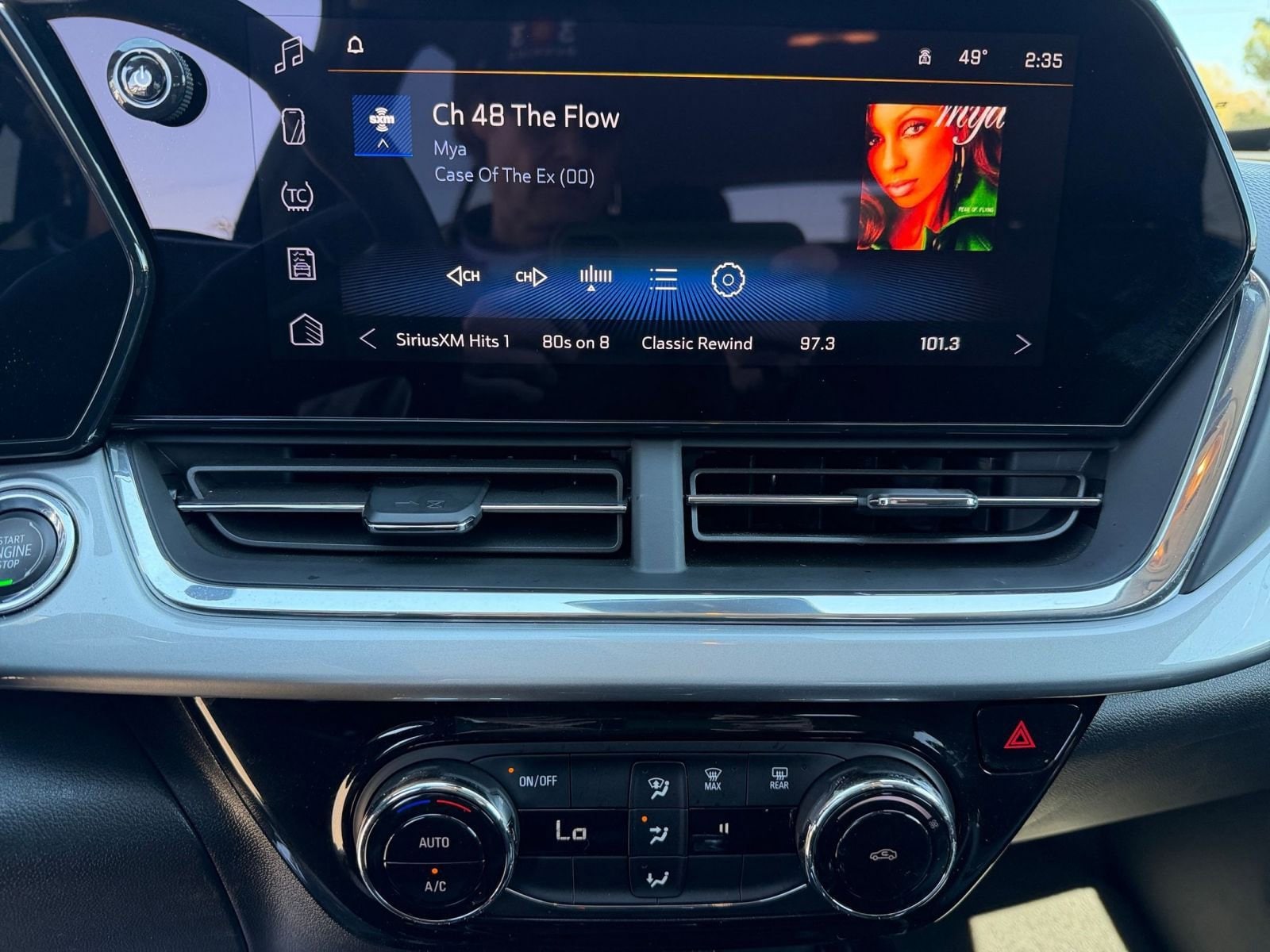 Thumbnail: 2025 Chevrolet Trax - 20