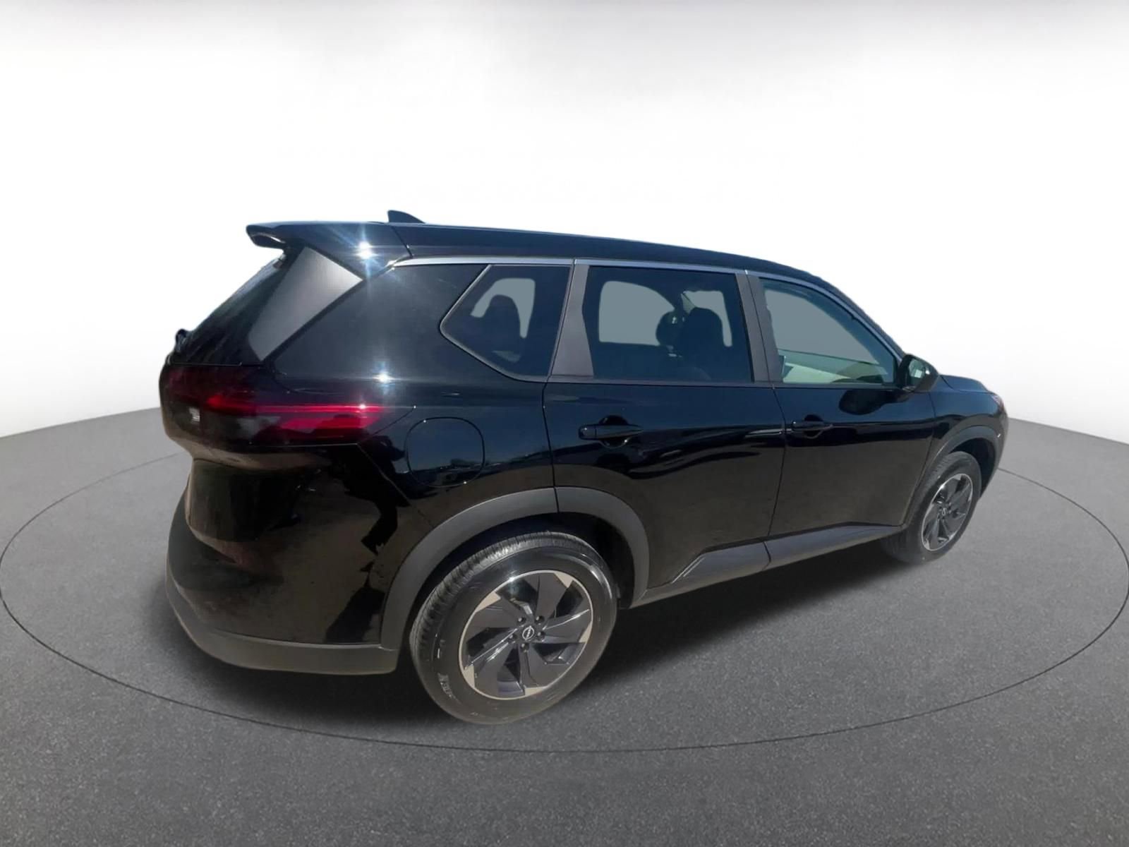 Thumbnail: 2025 Nissan Rogue - 14