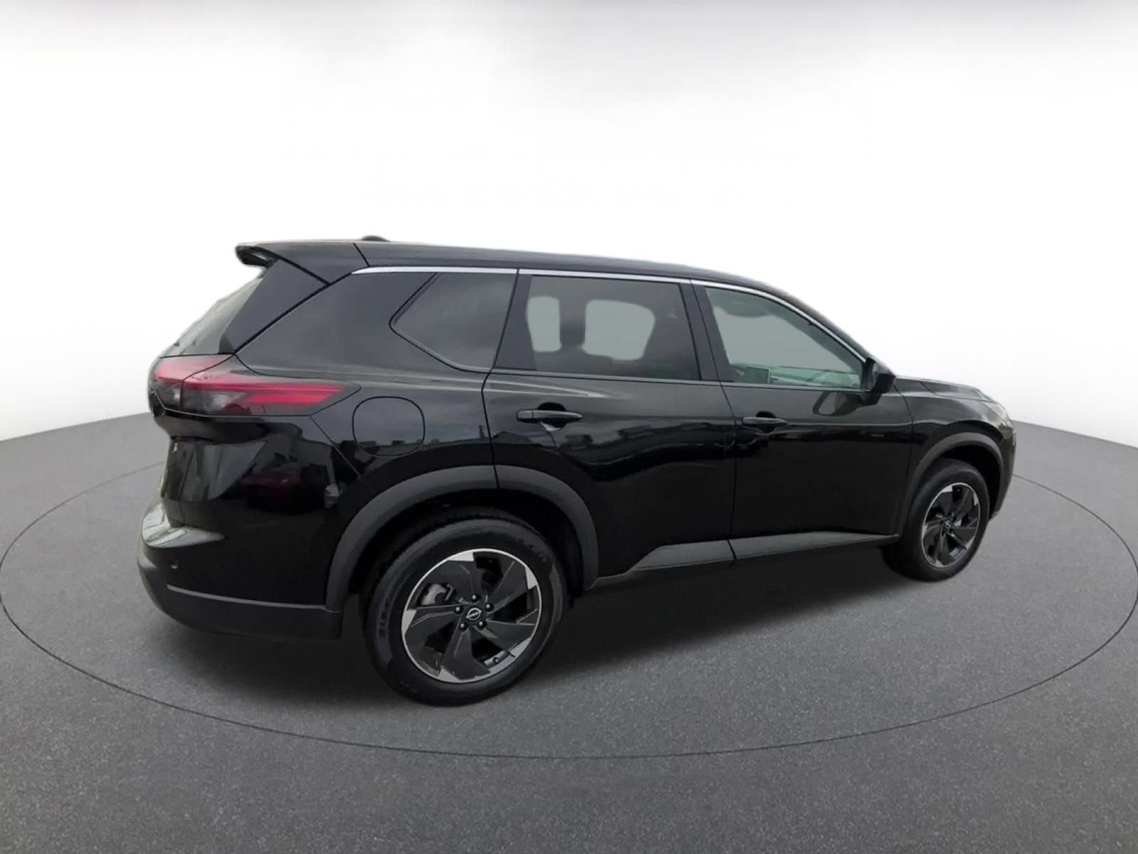 Thumbnail: 2025 Nissan Rogue - 15