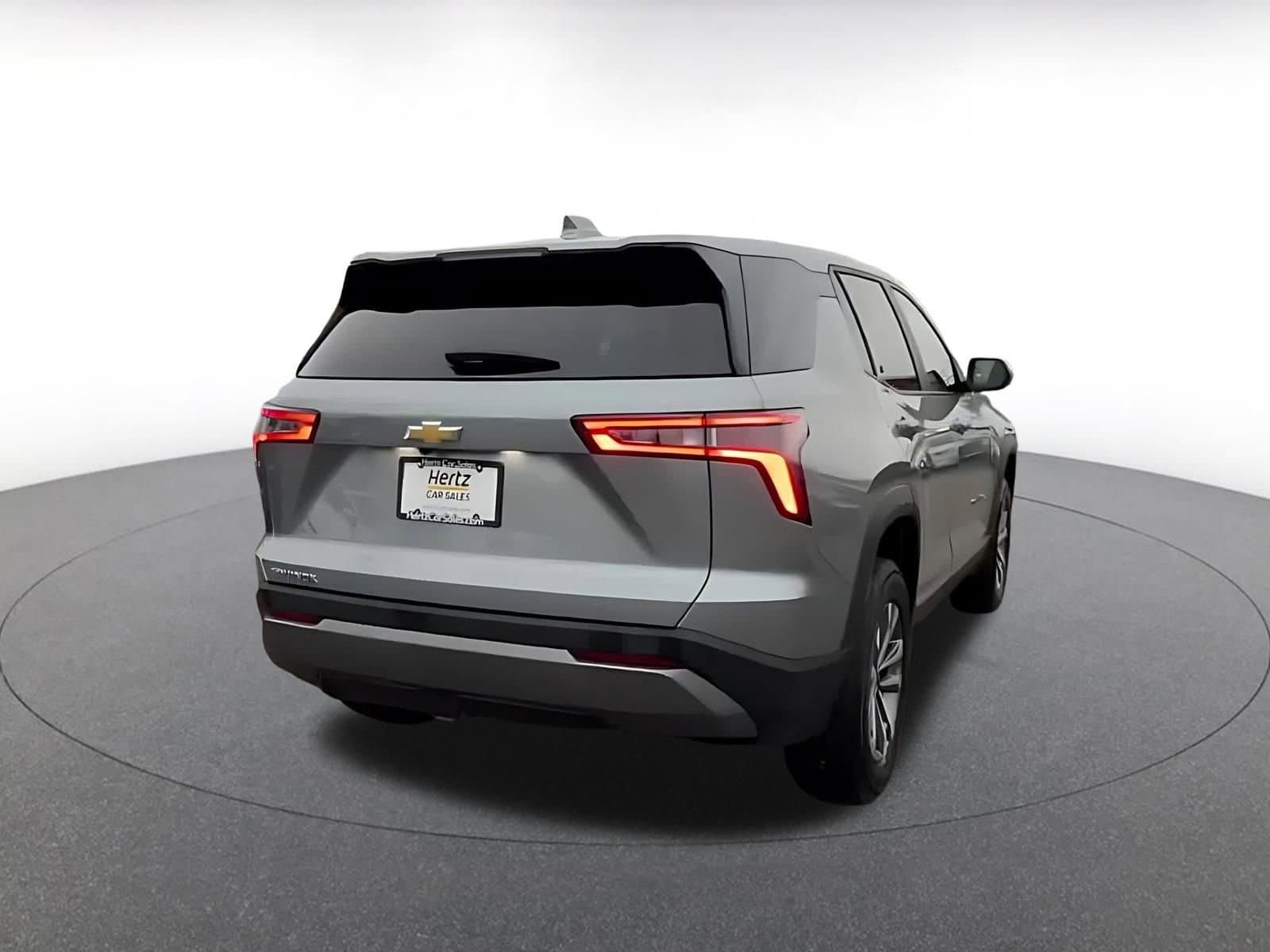 Thumbnail: 2025 Chevrolet Equinox - 14