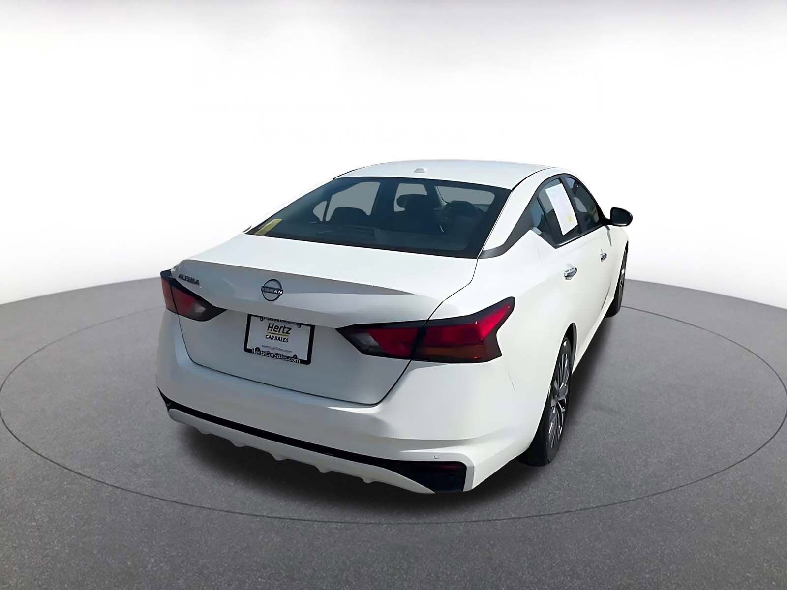 Thumbnail: 2025 Nissan Altima - 14