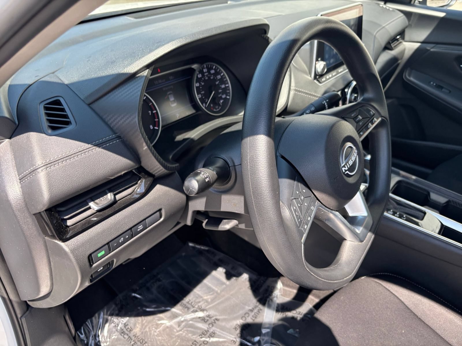 Thumbnail: 2025 Nissan Sentra - 28
