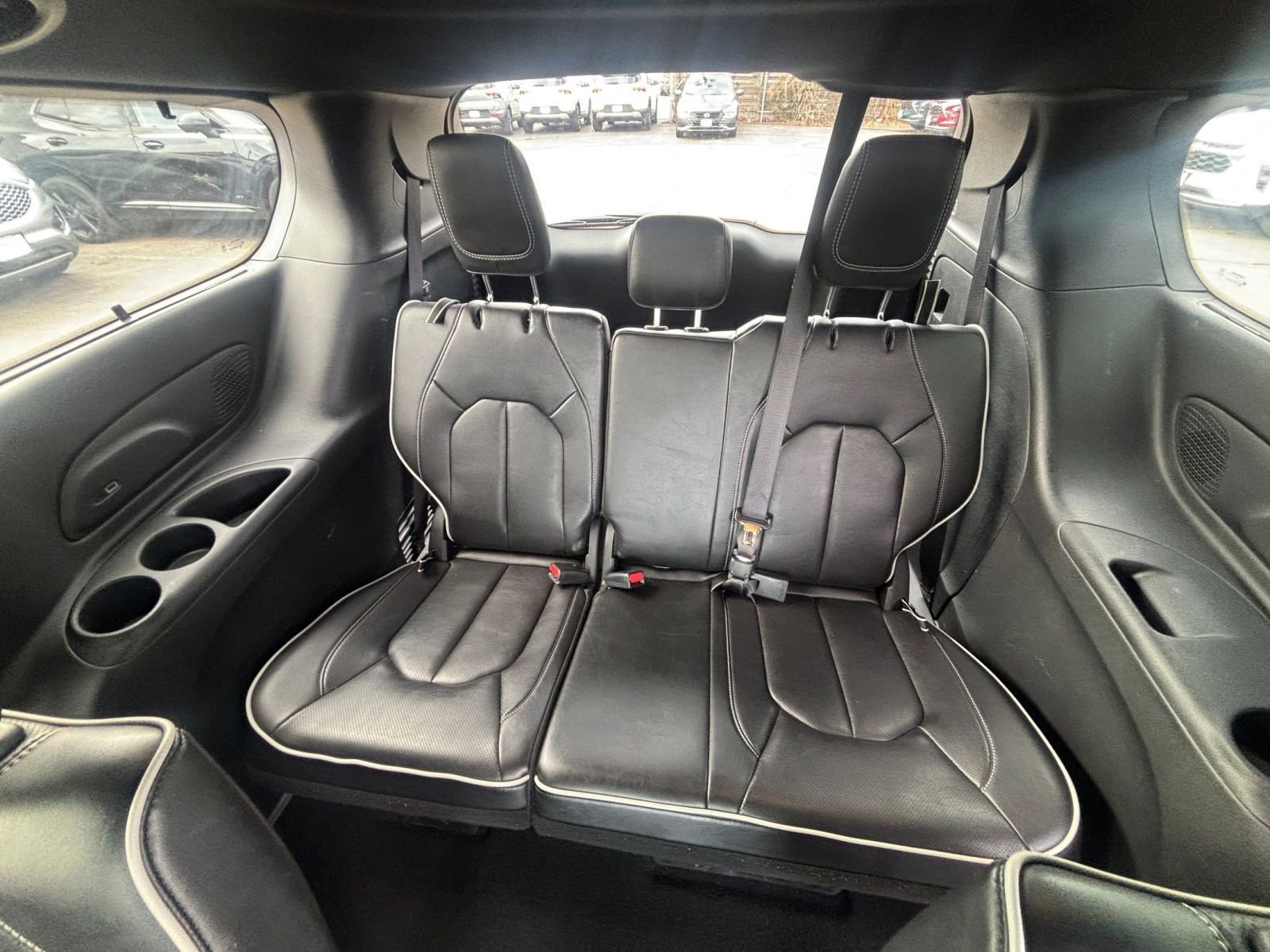 Thumbnail: 2025 Chrysler Pacifica - 33