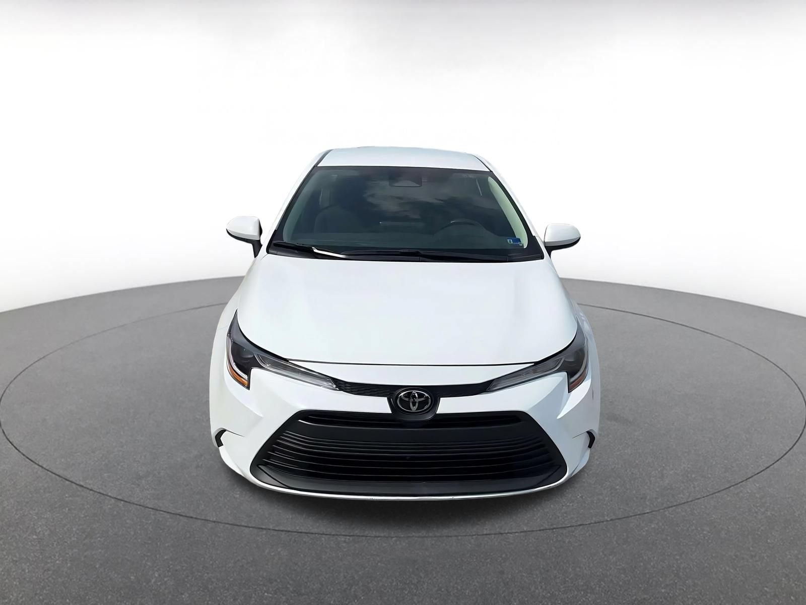 Thumbnail: 2025 Toyota Corolla - 3