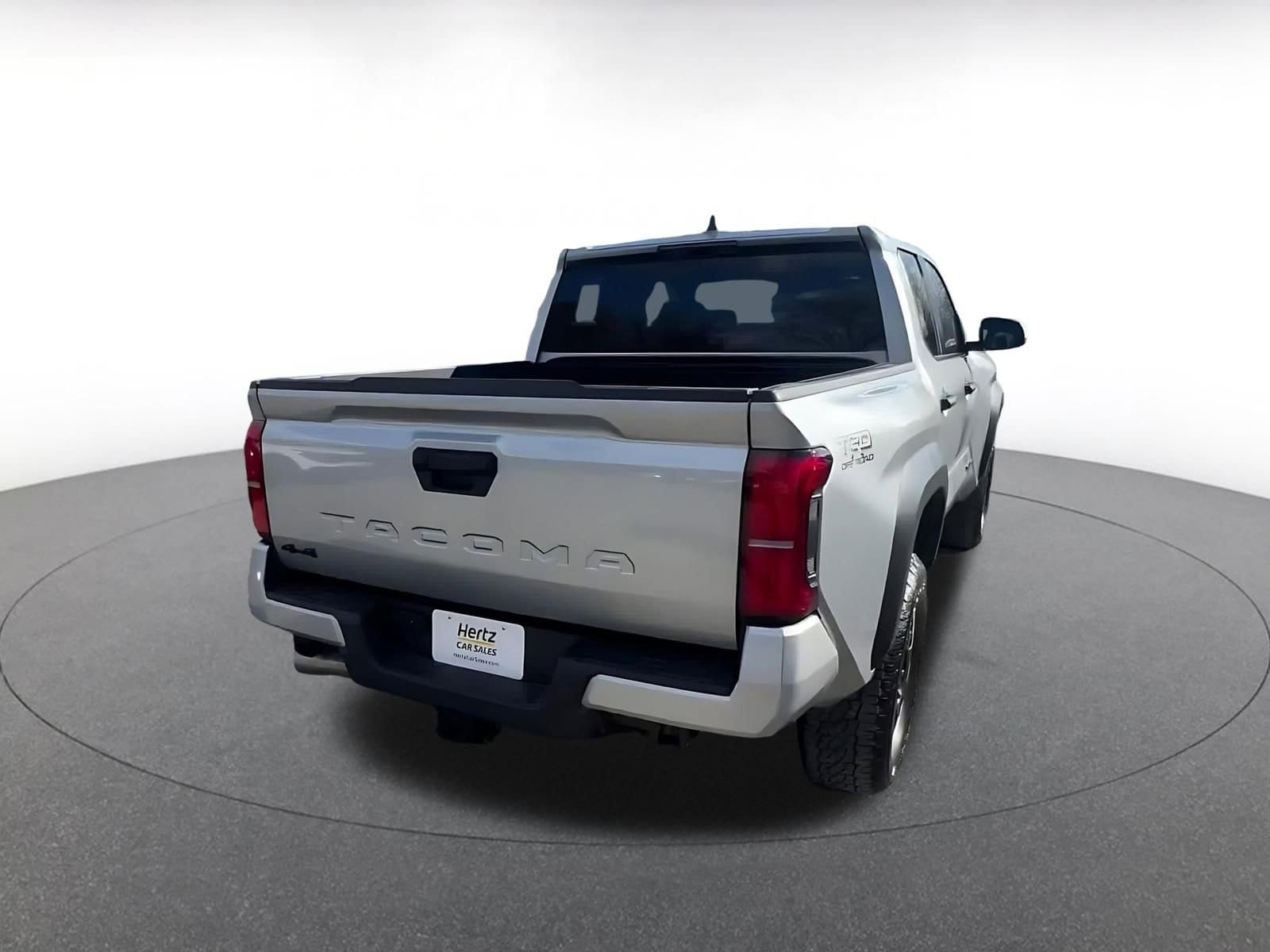 Thumbnail: 2025 Toyota Tacoma - 15