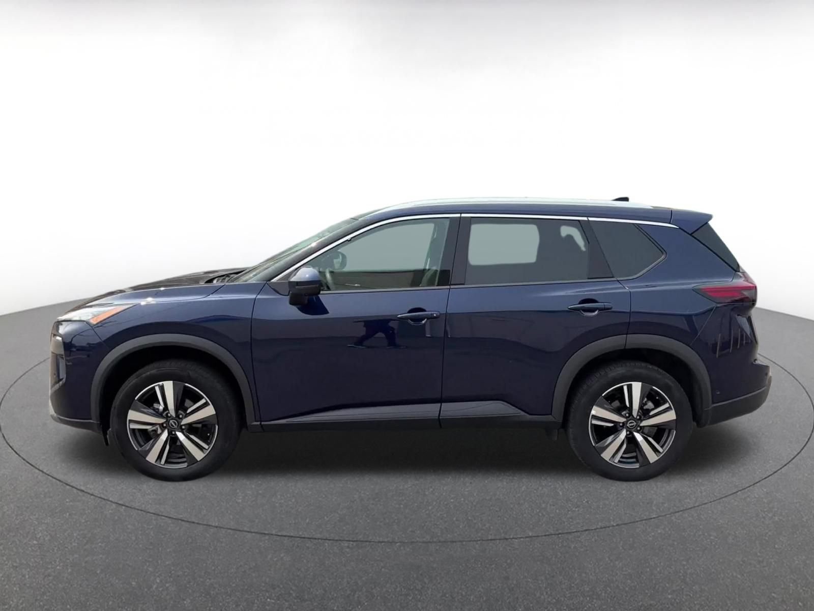Thumbnail: 2026 Nissan Rogue - 10