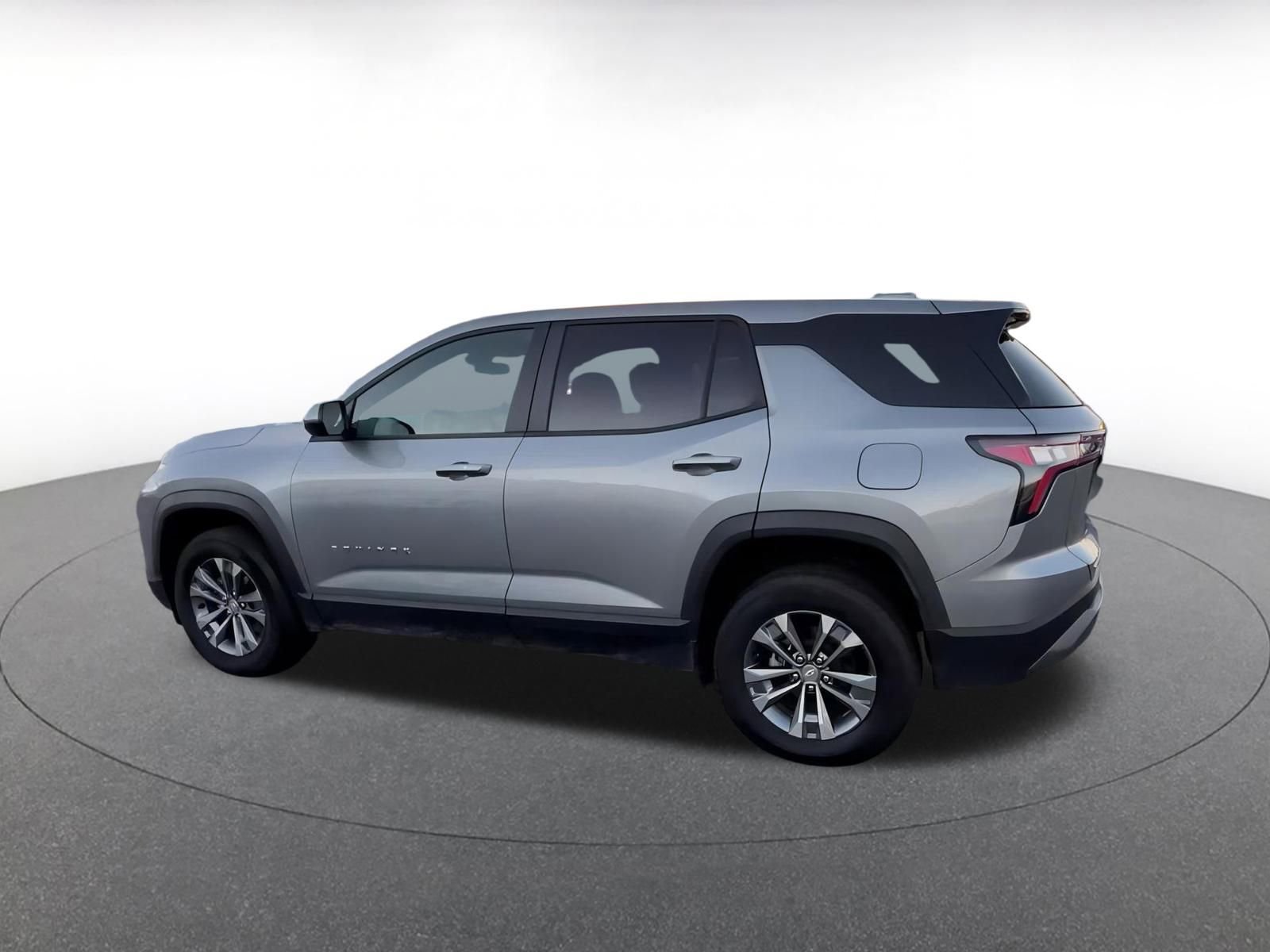 Thumbnail: 2025 Chevrolet Equinox - 10