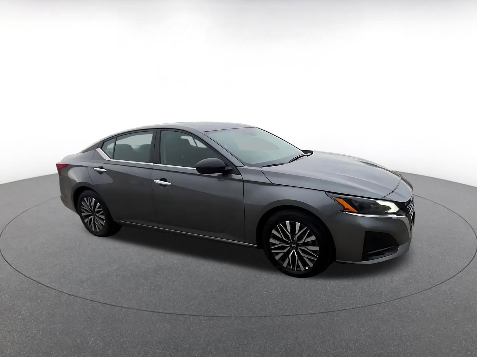 Thumbnail: 2025 Nissan Altima - 2