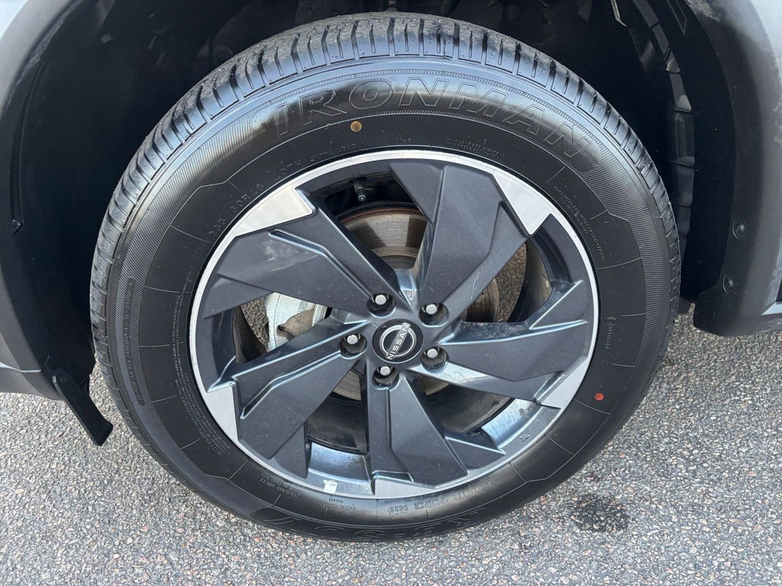 Thumbnail: 2025 Nissan Rogue - 32