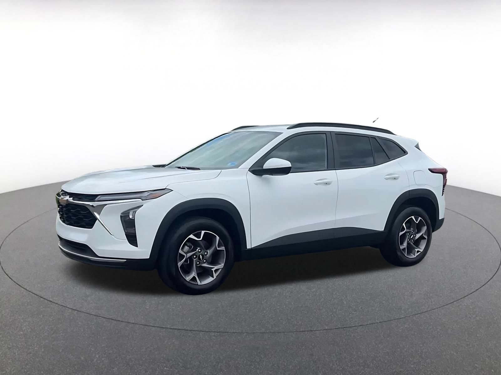 Thumbnail: 2025 Chevrolet Trax - 6