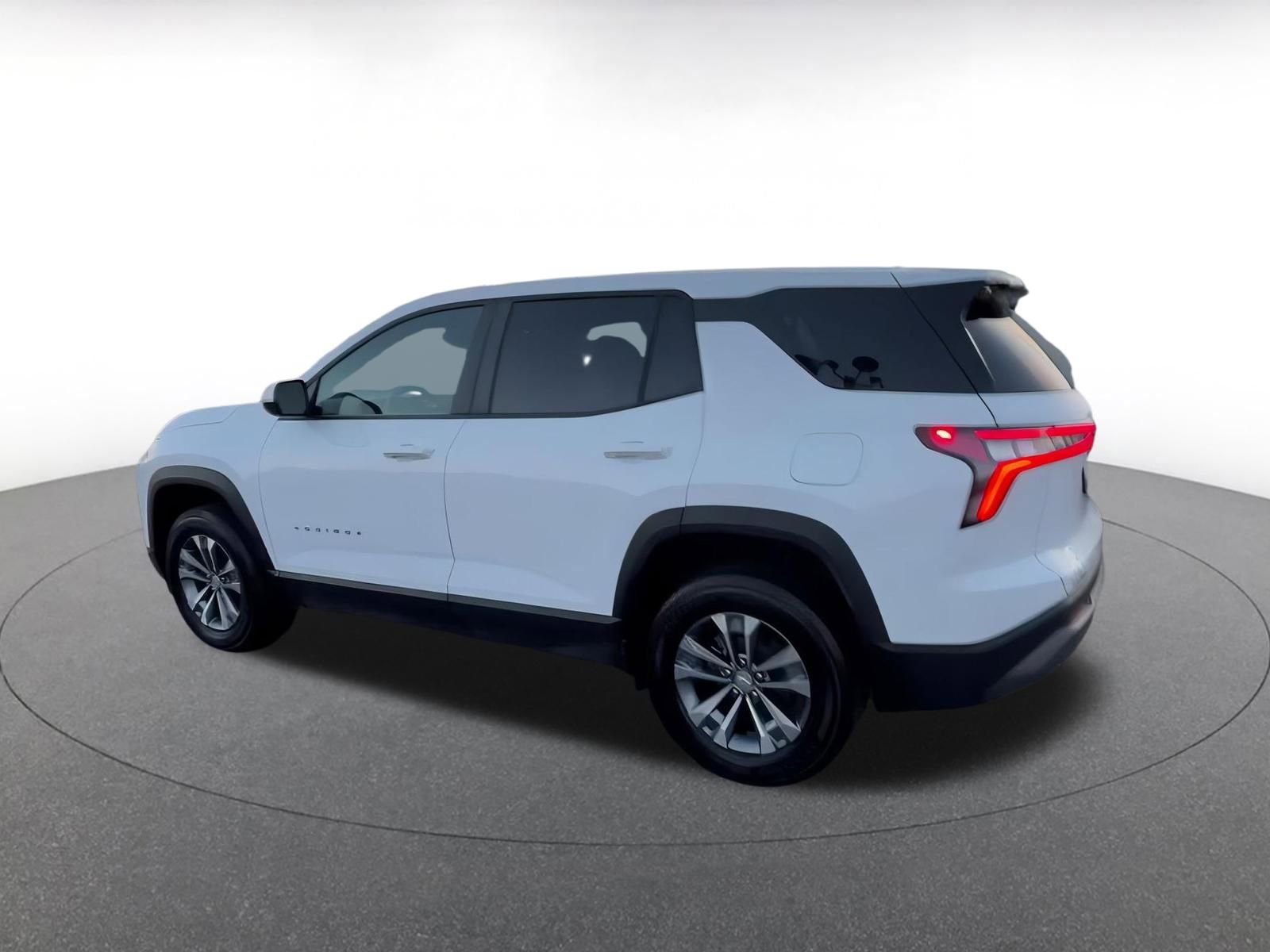 Thumbnail: 2025 Chevrolet Equinox - 10