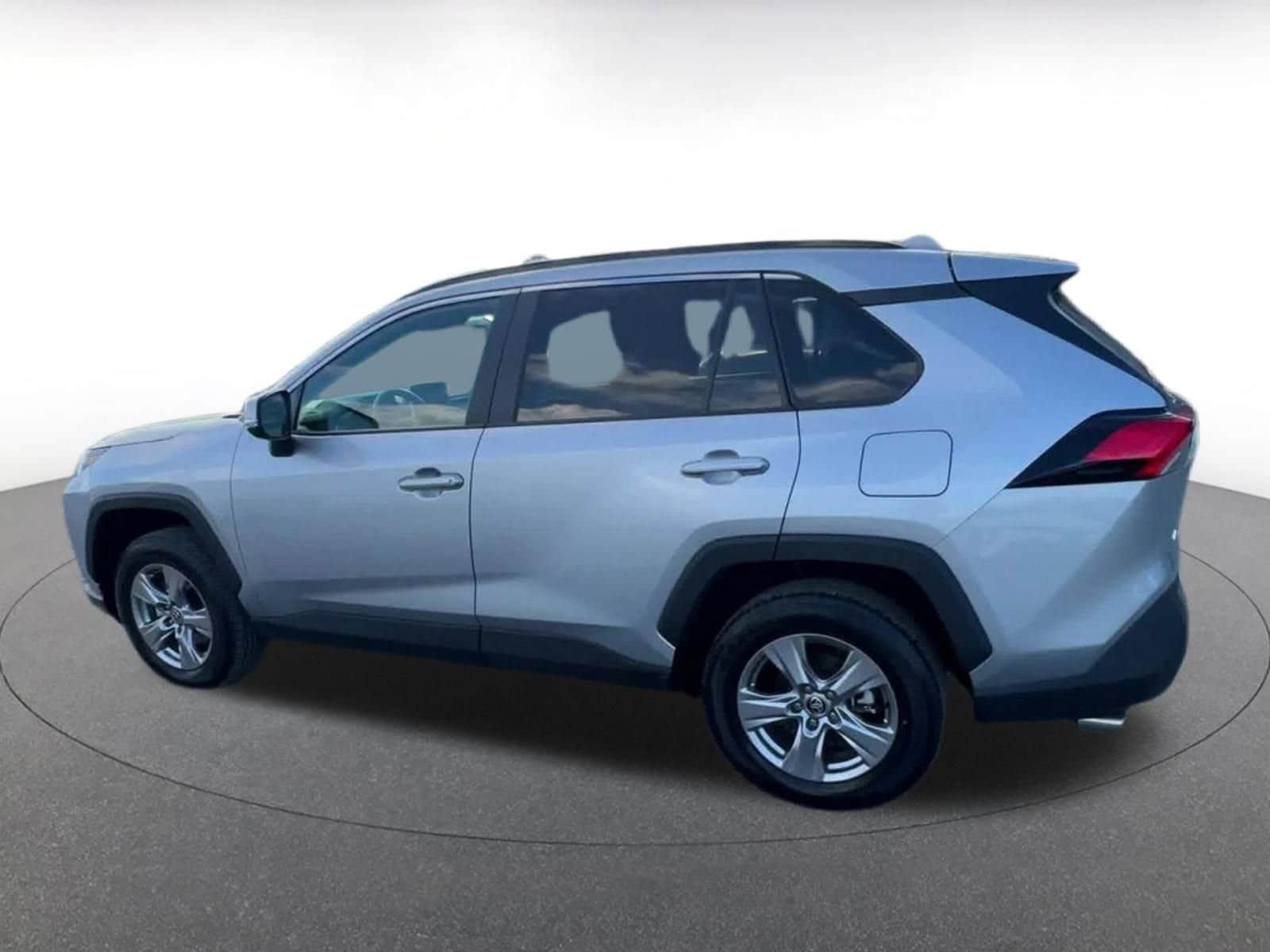 Thumbnail: 2025 Toyota RAV4 - 10