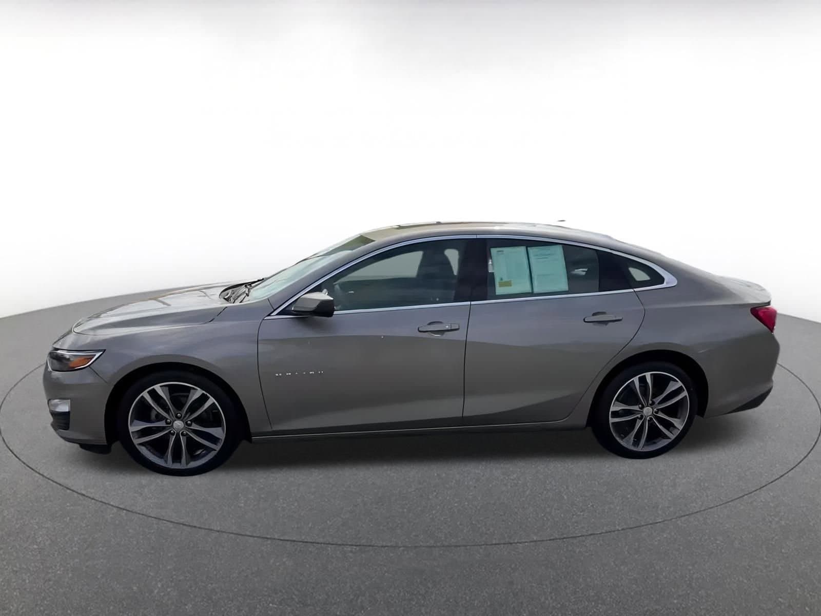 Thumbnail: 2023 Chevrolet Malibu - 9