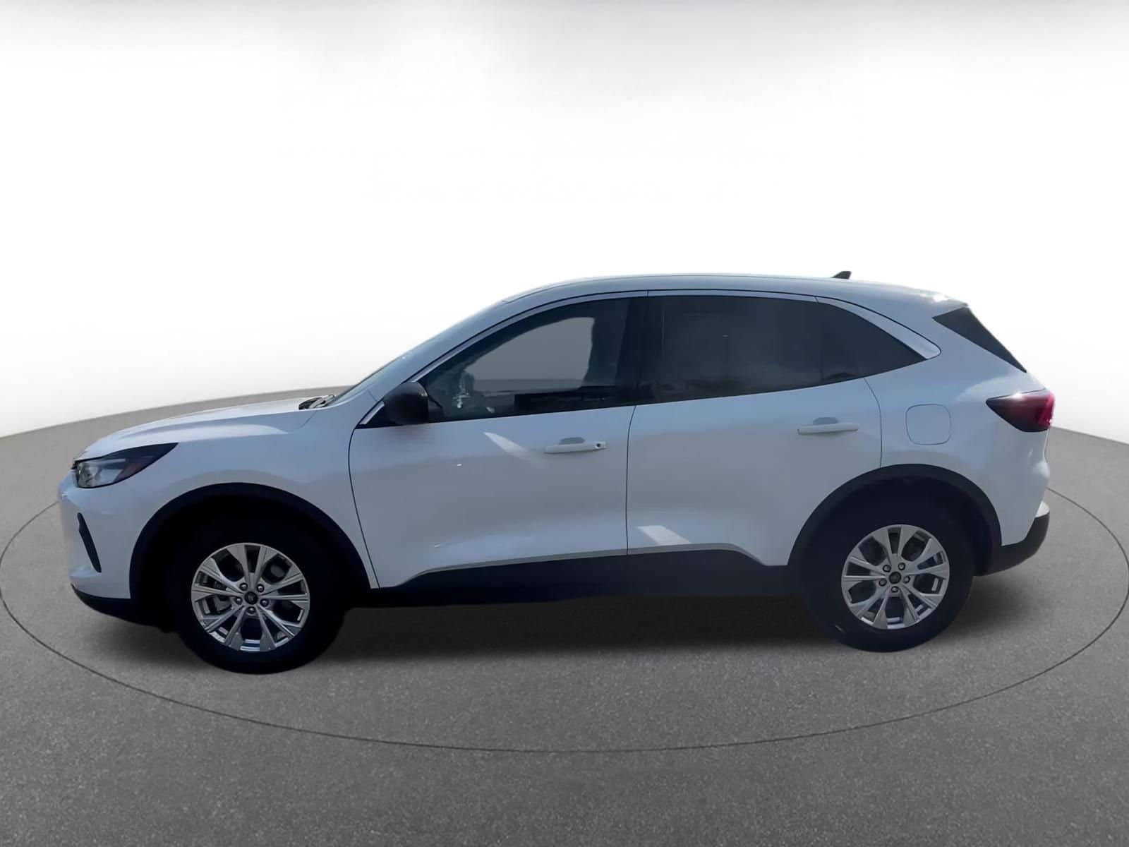 Thumbnail: 2024 Ford Escape - 9
