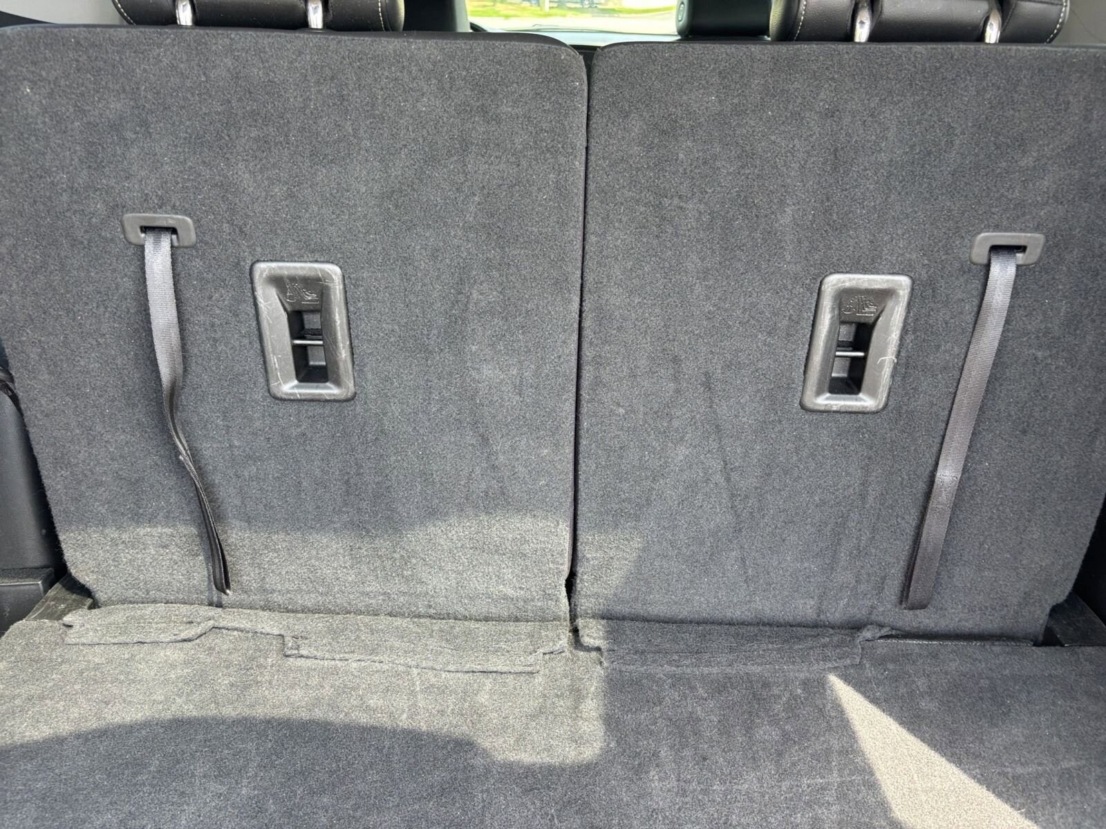 Thumbnail: 2023 GMC Acadia - 31