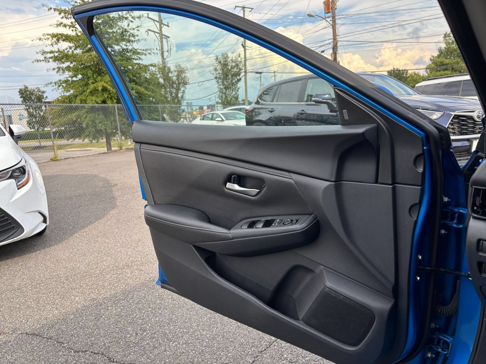 Thumbnail: 2025 Nissan Sentra - 15