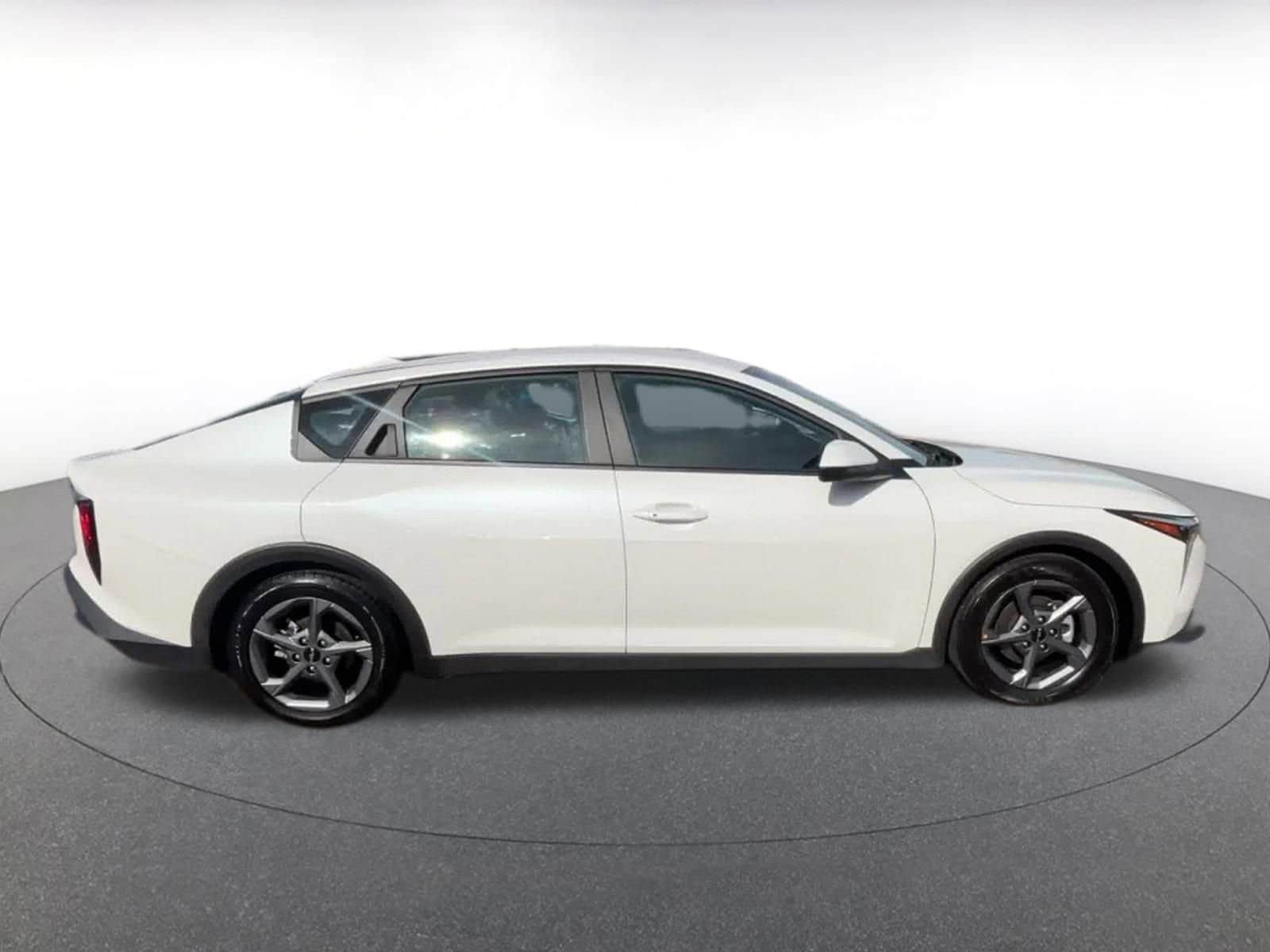 Thumbnail: 2025 Kia K4 - 16