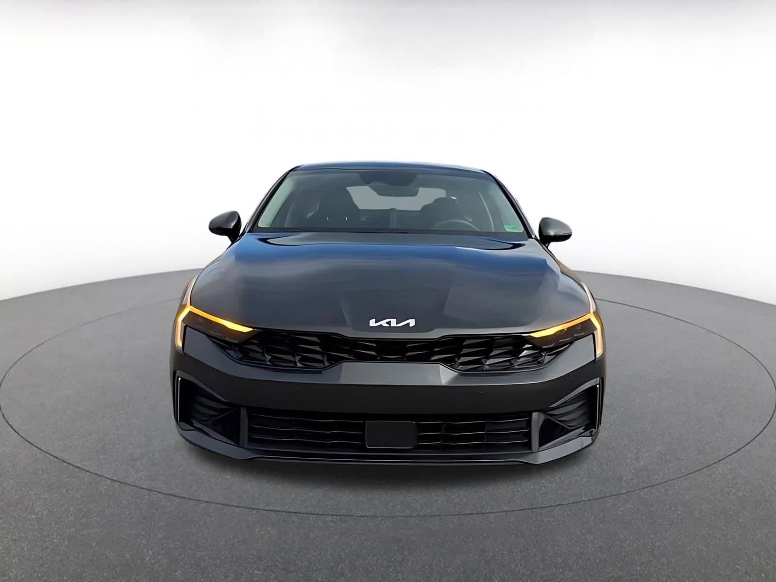 Thumbnail: 2025 Kia K5 - 4