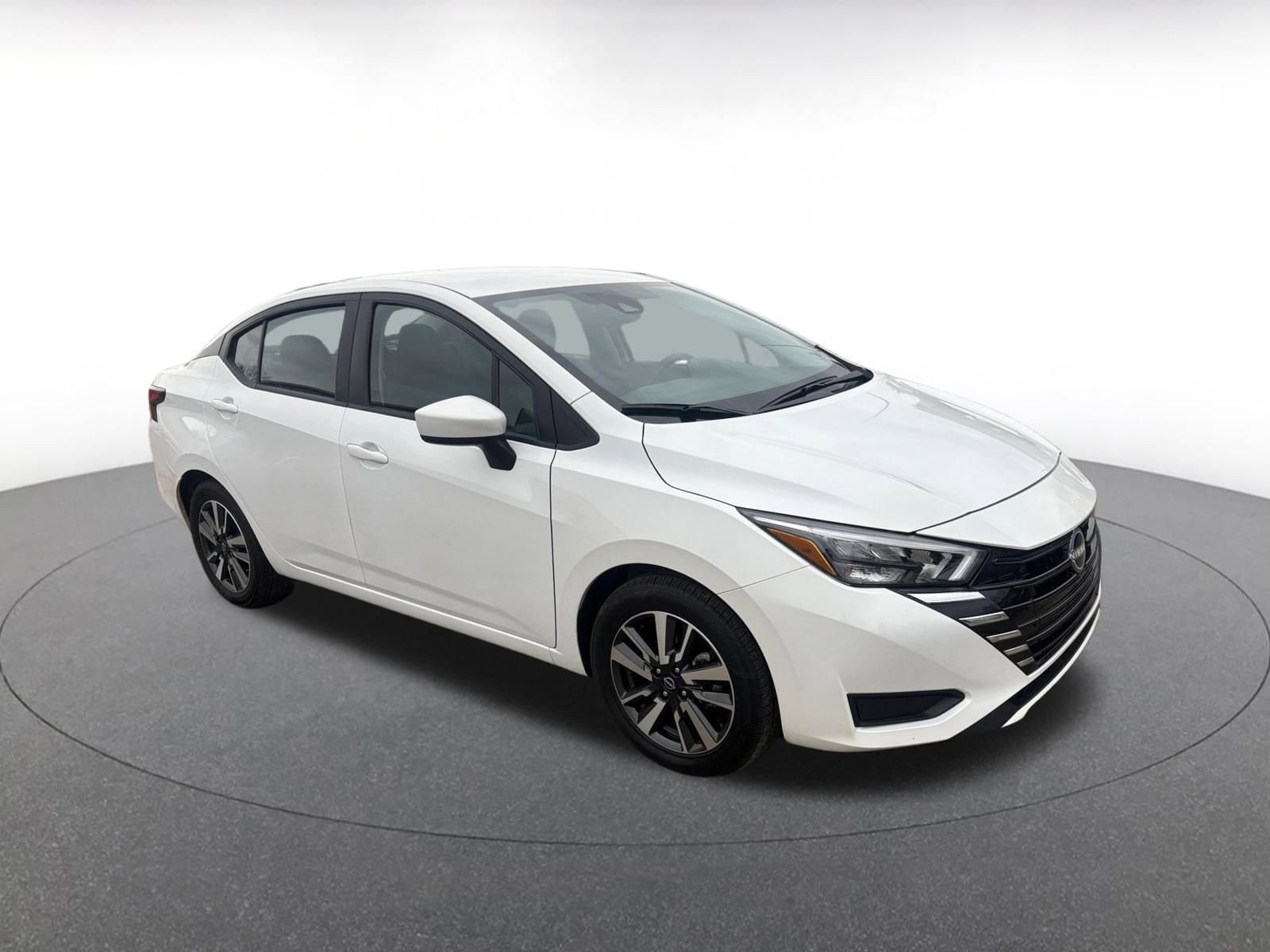 2025 Nissan Versa Sedan SV