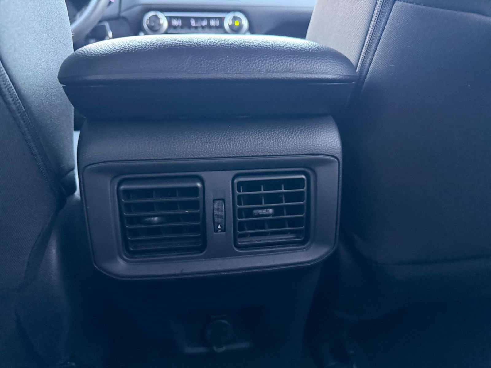 Thumbnail: 2025 Toyota RAV4 - 23