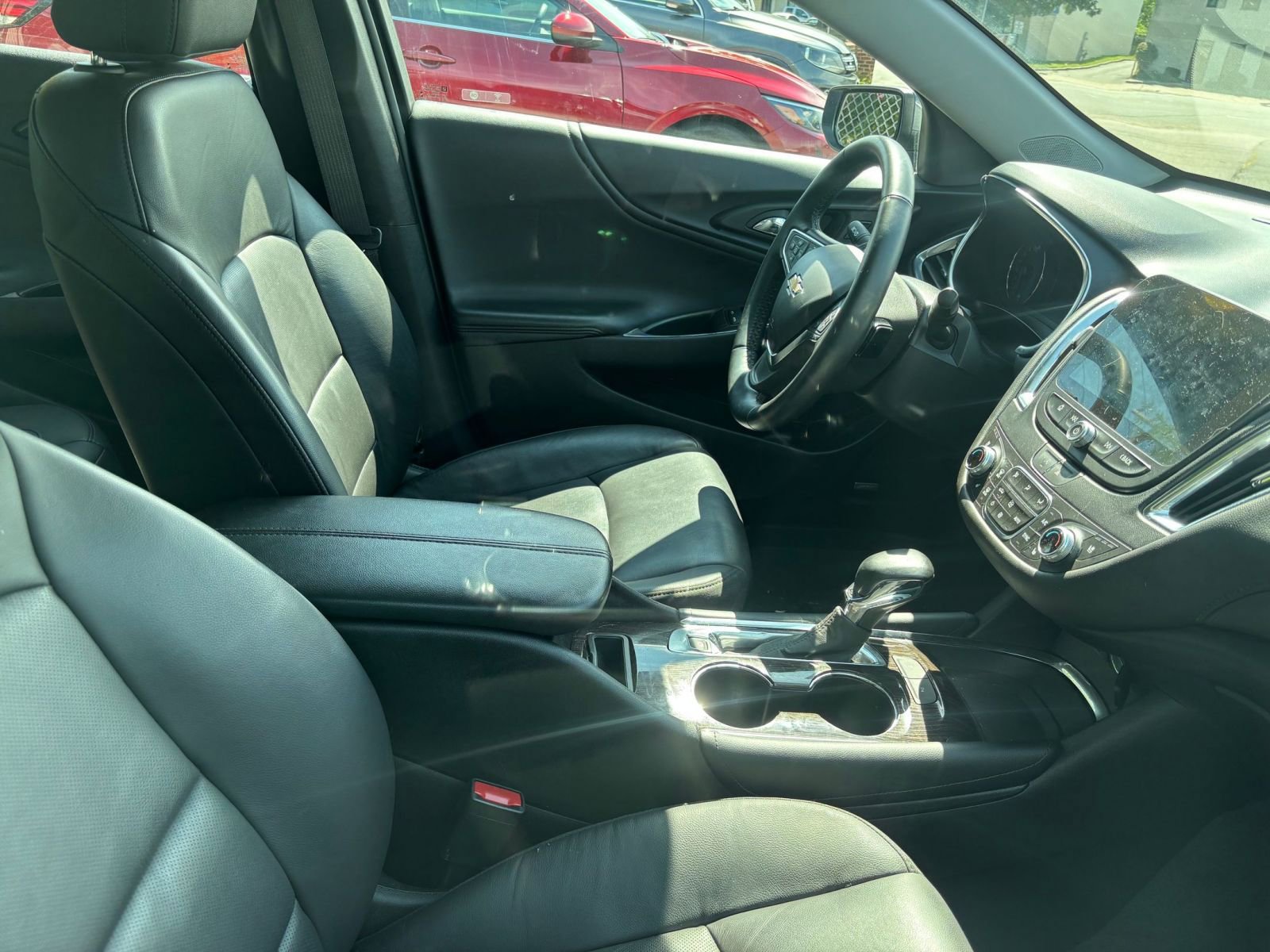 Thumbnail: 2024 Chevrolet Malibu - 9