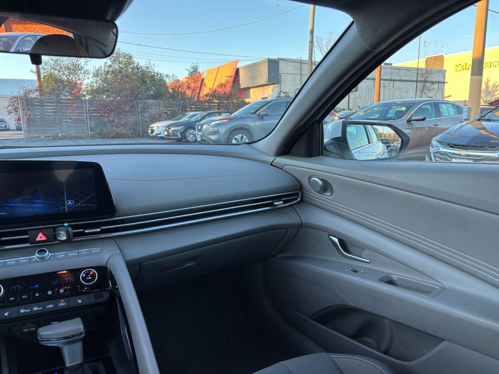 Thumbnail: 2025 Hyundai Elantra - 33