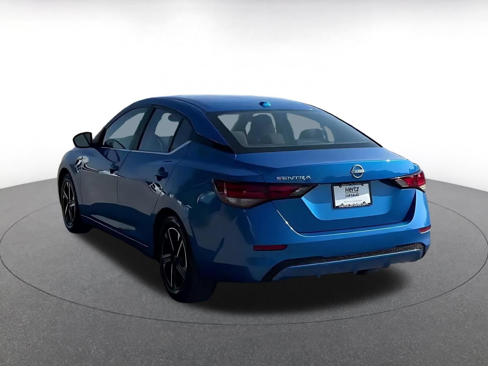 Thumbnail: 2025 Nissan Sentra - 9