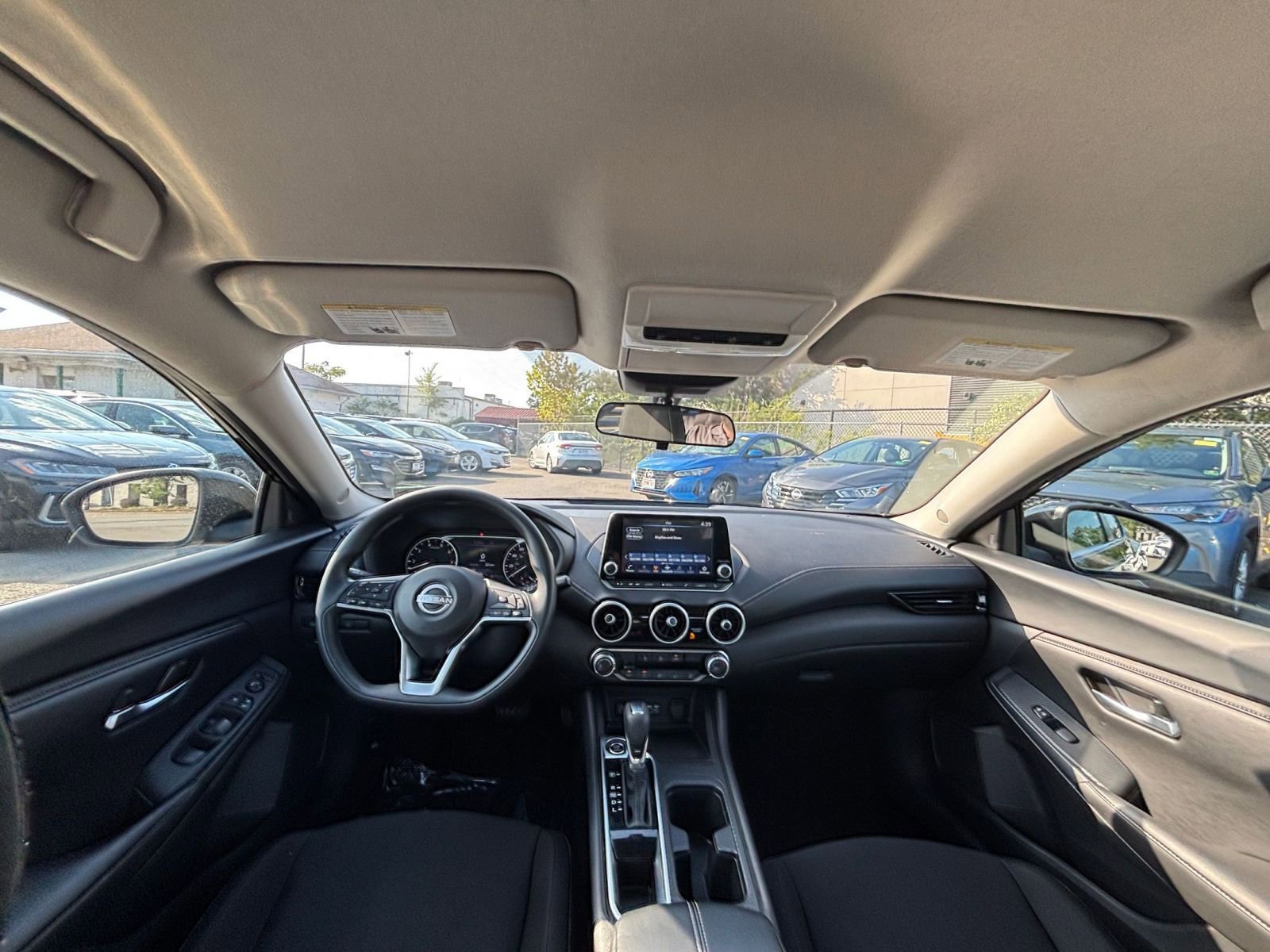 Thumbnail: 2024 Nissan Sentra - 31