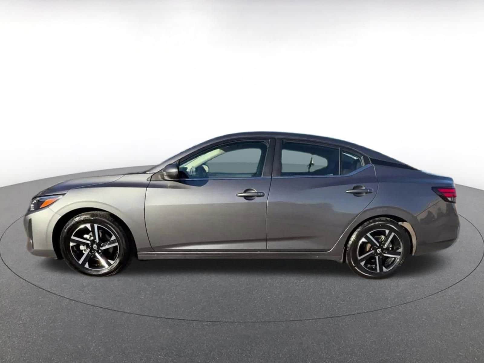 Thumbnail: 2025 Nissan Sentra - 9