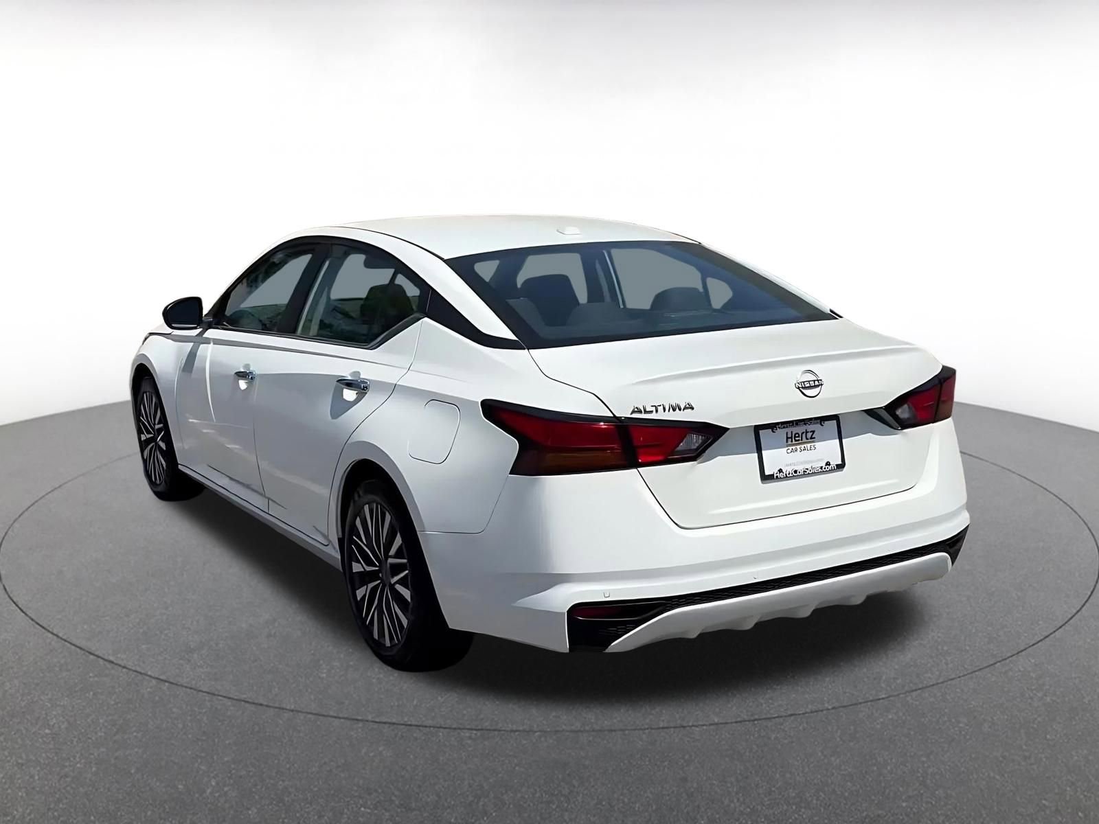 Thumbnail: 2025 Nissan Altima - 11