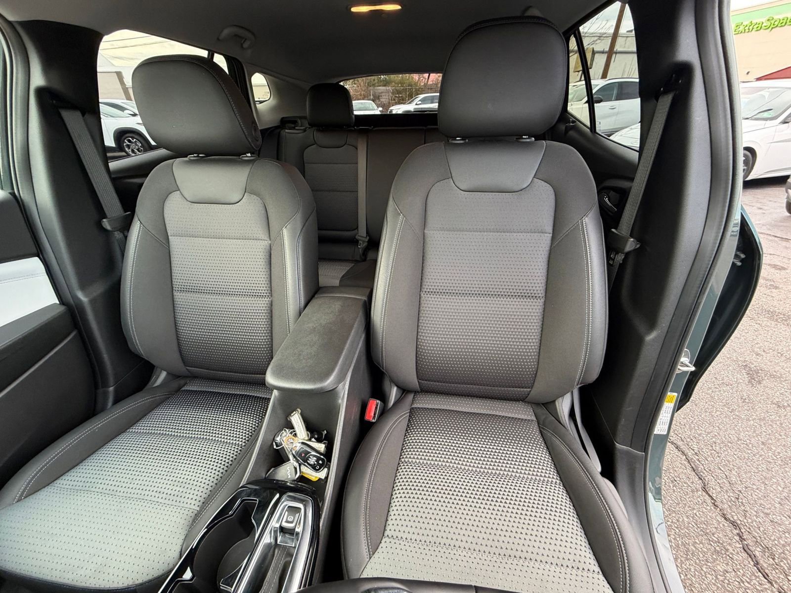 Thumbnail: 2025 Chevrolet Trax - 34