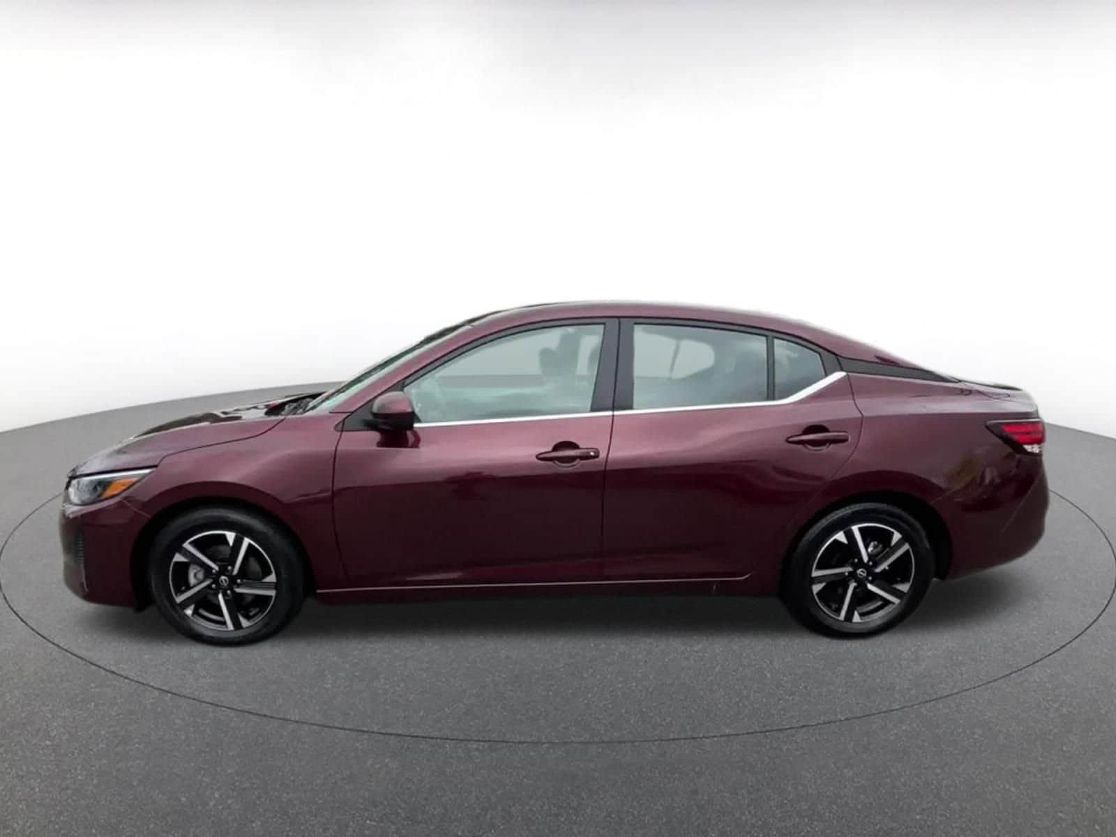 Thumbnail: 2024 Nissan Sentra - 8