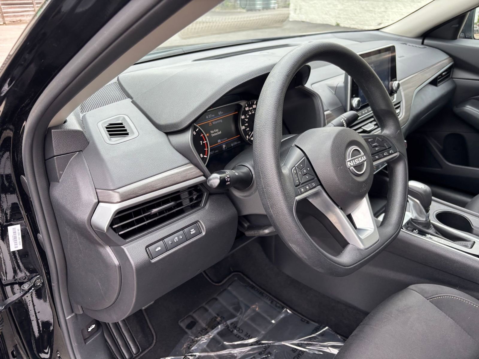 Thumbnail: 2025 Nissan Altima - 35