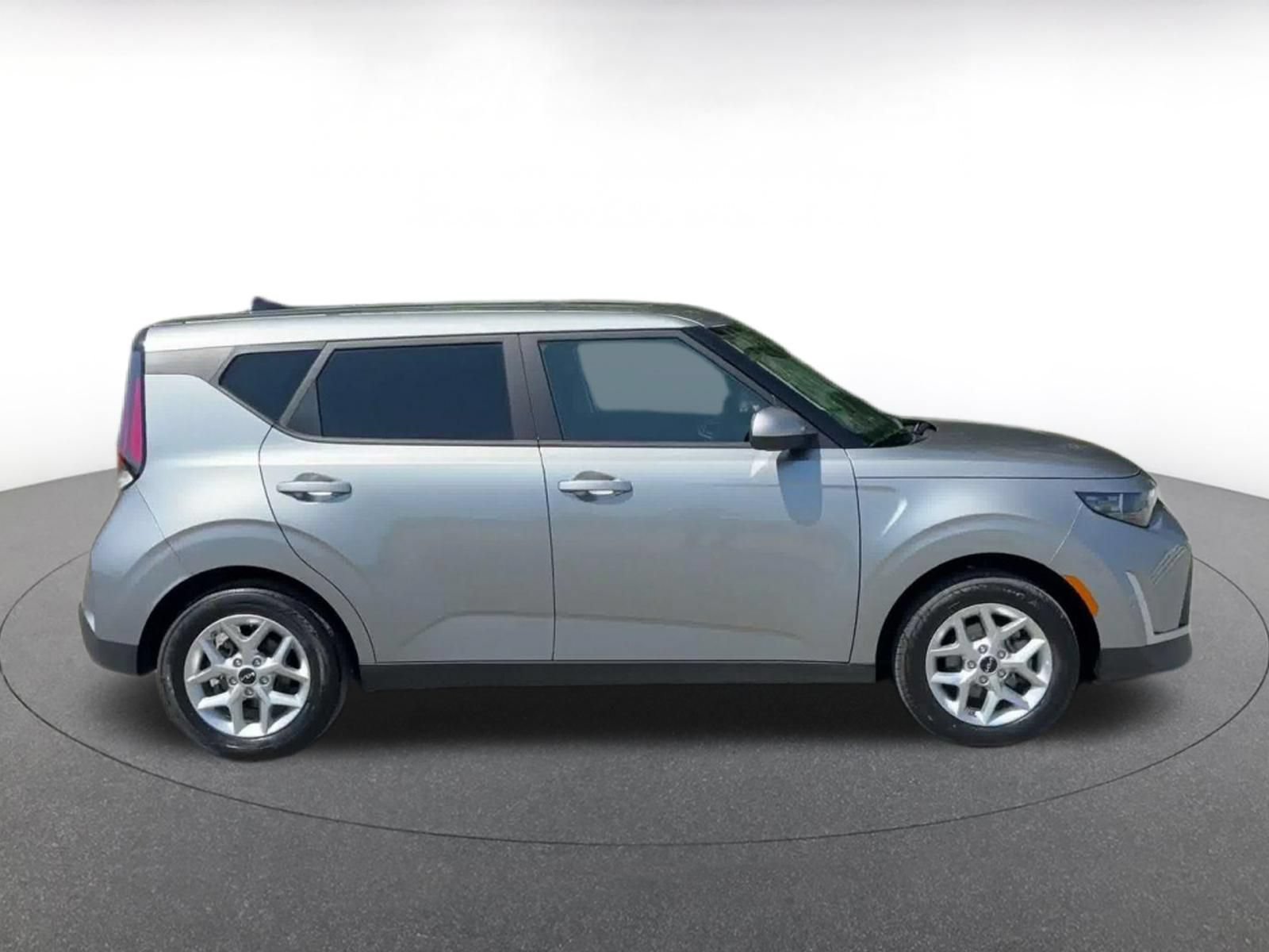 Thumbnail: 2025 Kia Soul - 16