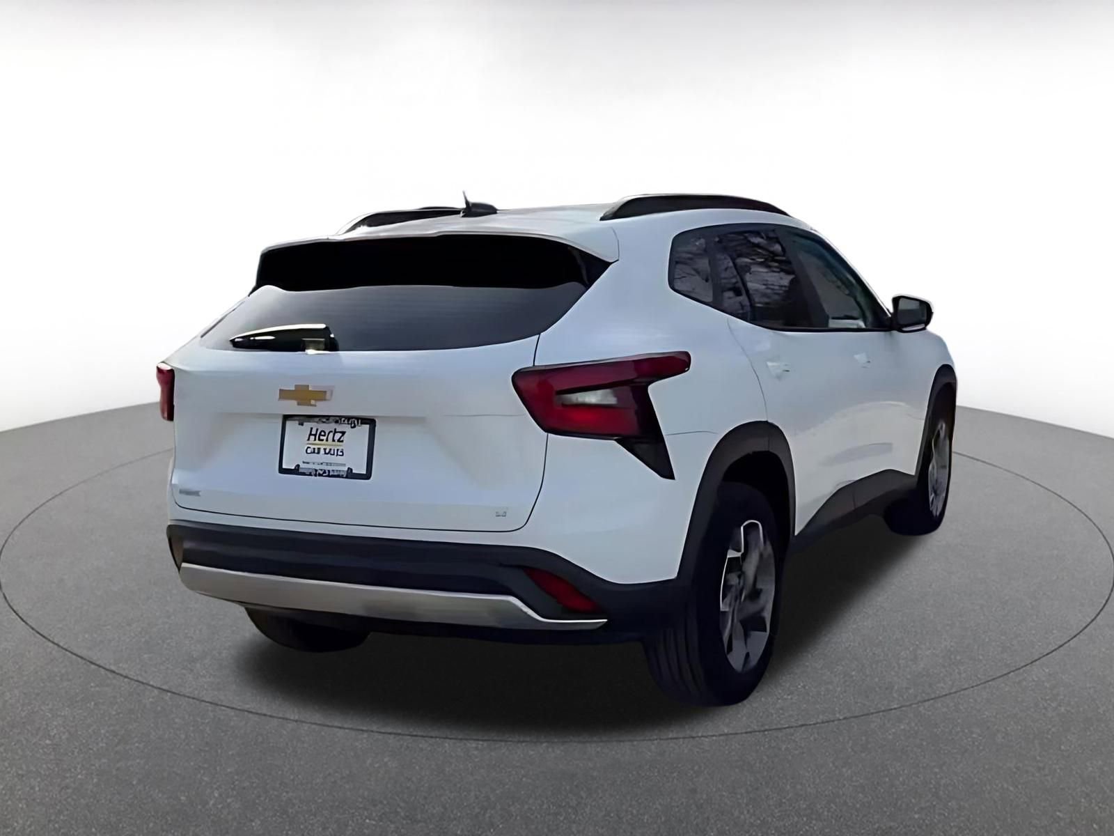 Thumbnail: 2025 Chevrolet Trax - 14