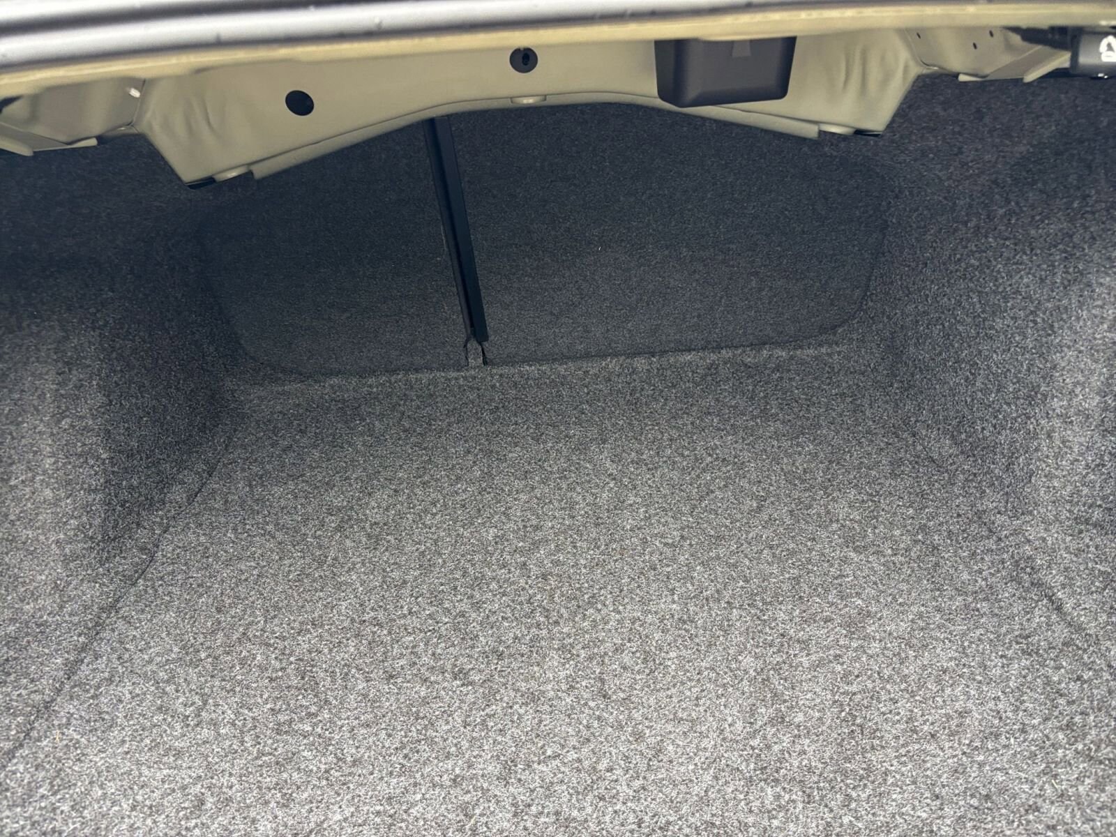 Thumbnail: 2025 Volkswagen Jetta - 30