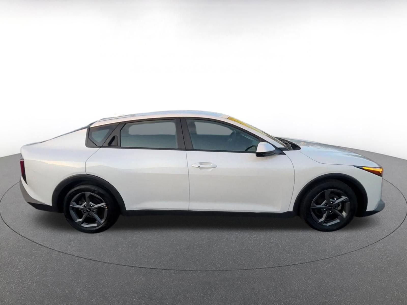 Thumbnail: 2025 Kia K4 - 16